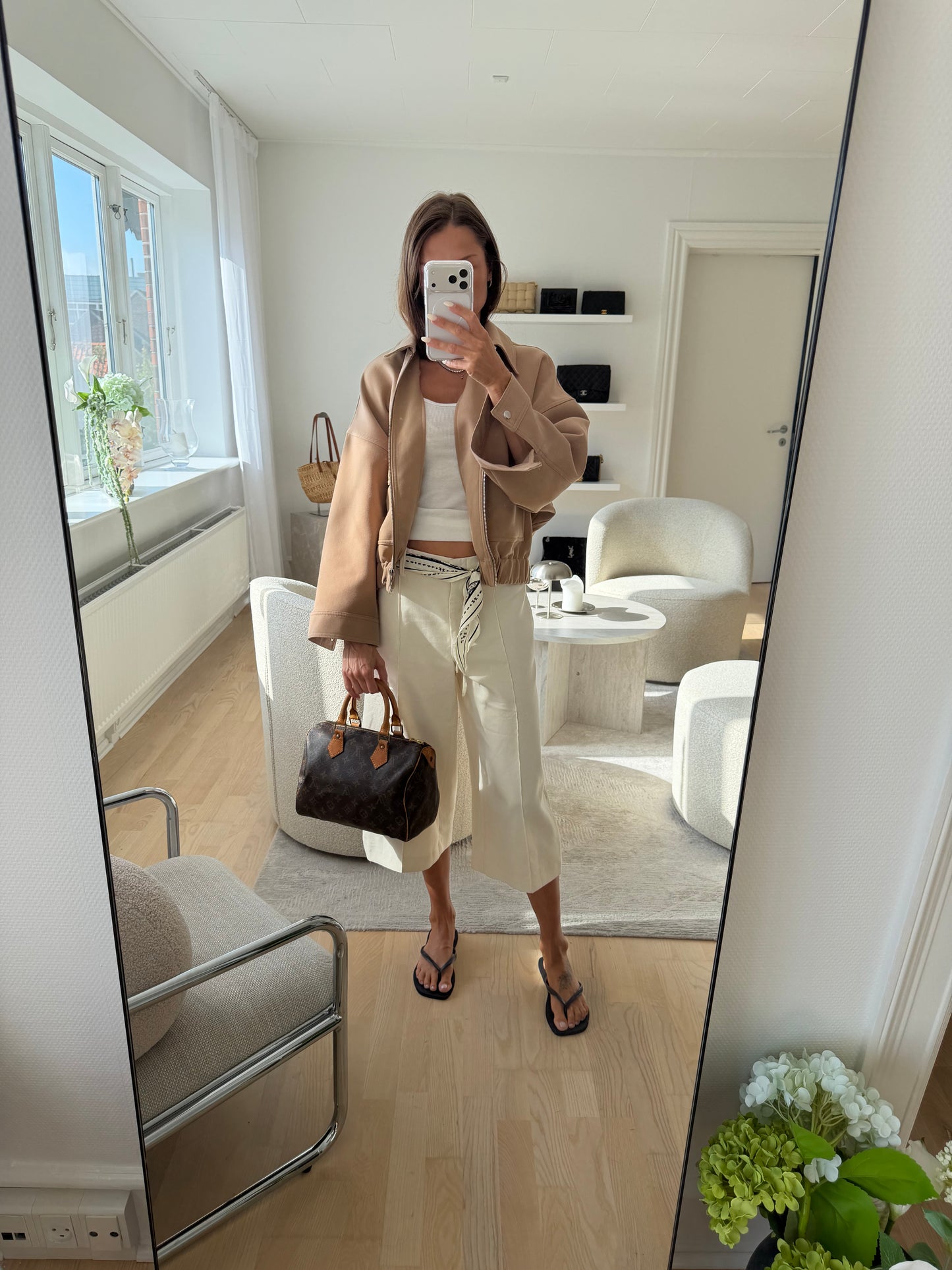 Louis Vuitton Speedy 25 – Monogram Canvas