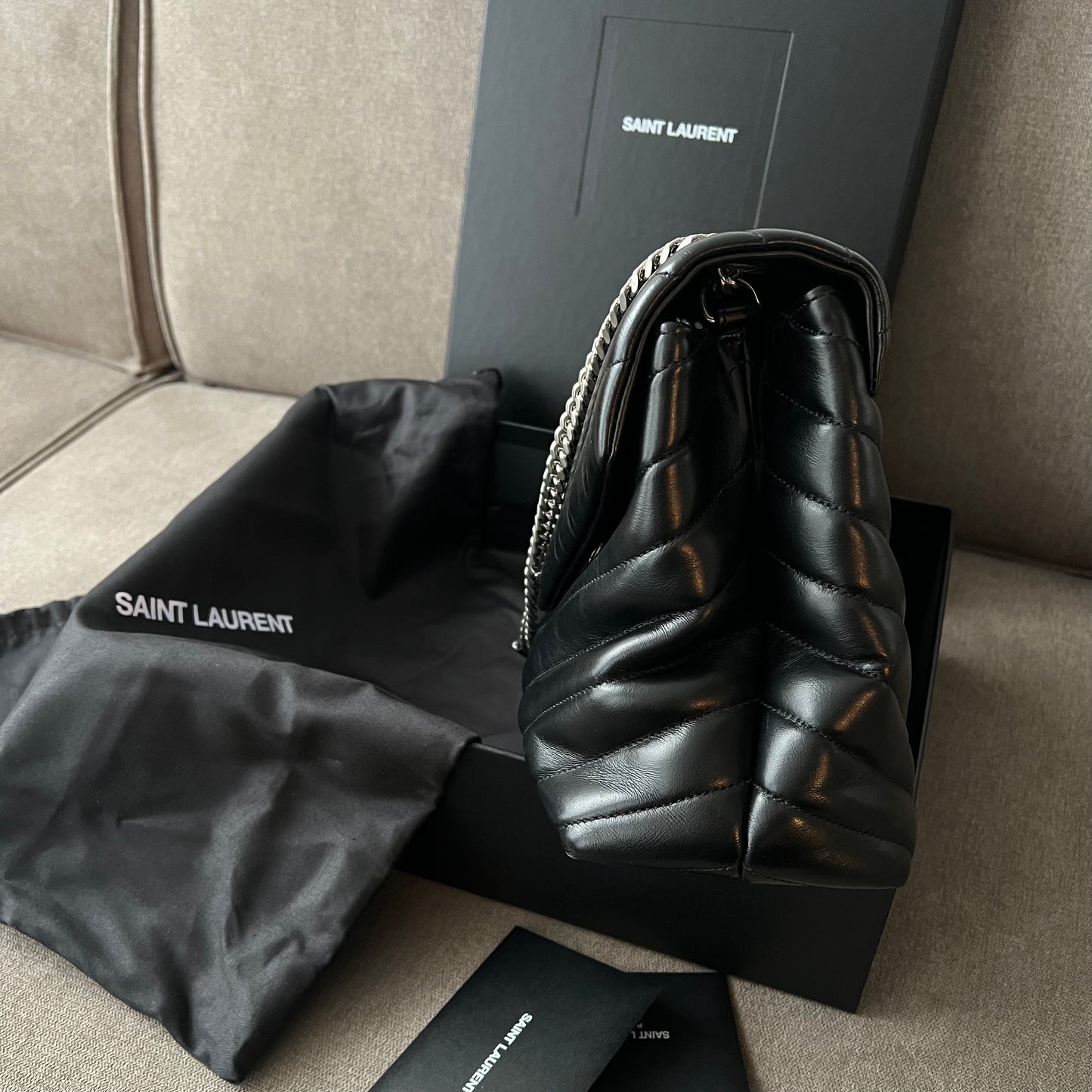 Saint Laurent Loulou Medium