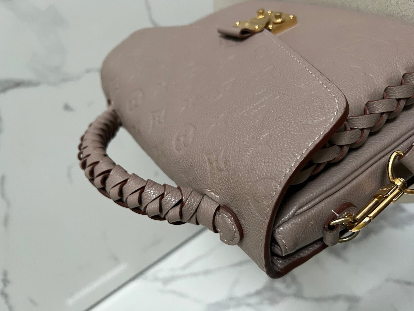 Louis Vuitton Empreinte Braided Pochette Metis Dune