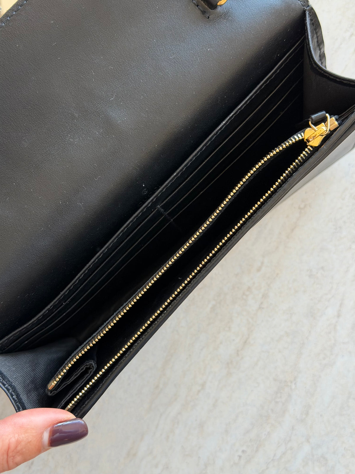 Gucci GG Matelassé Leather Chain Wallet – Black