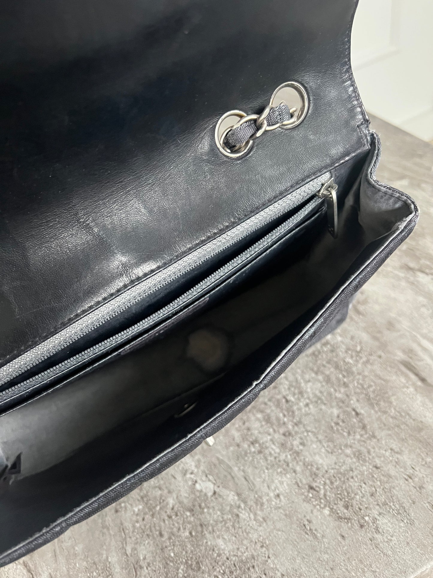 Chanel 2.55 Travel Line sølv/grå nylon taske