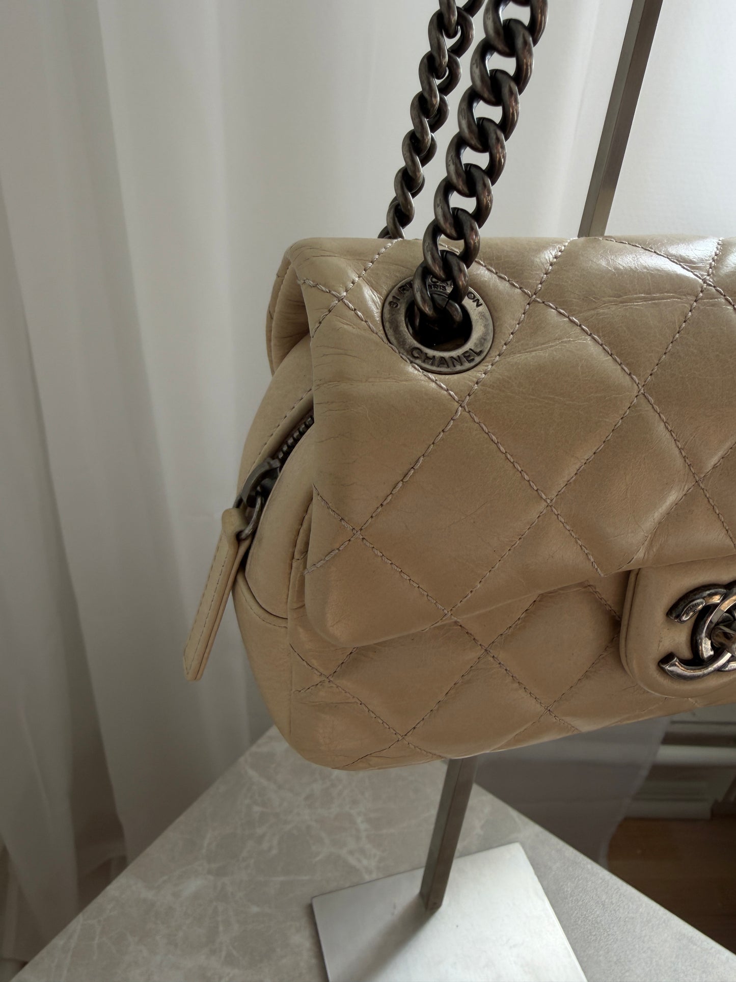 Chanel Quilted Flap Bag – Beige Lambskin