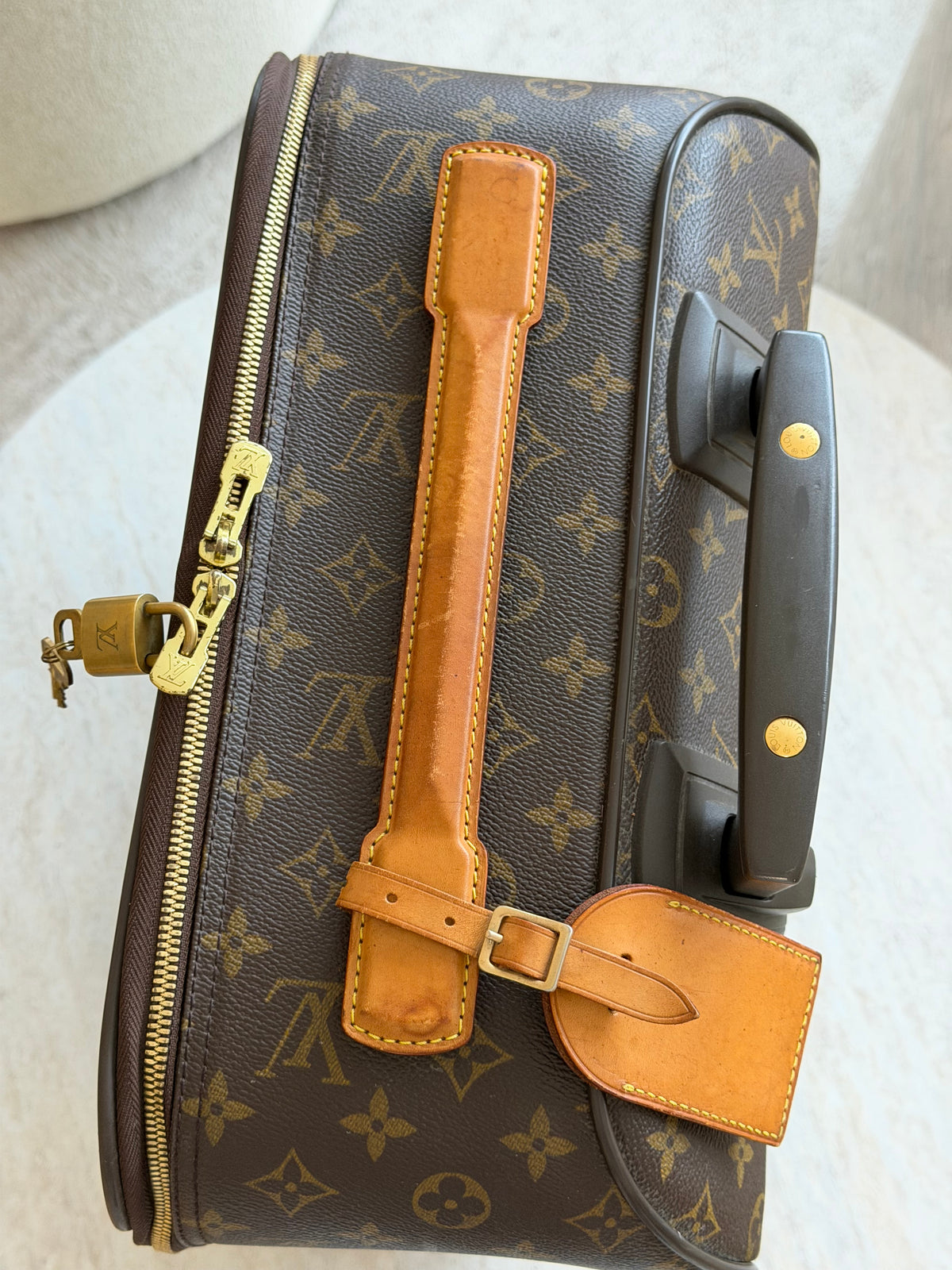 Louis Vuitton Pegase 45 – Monogram