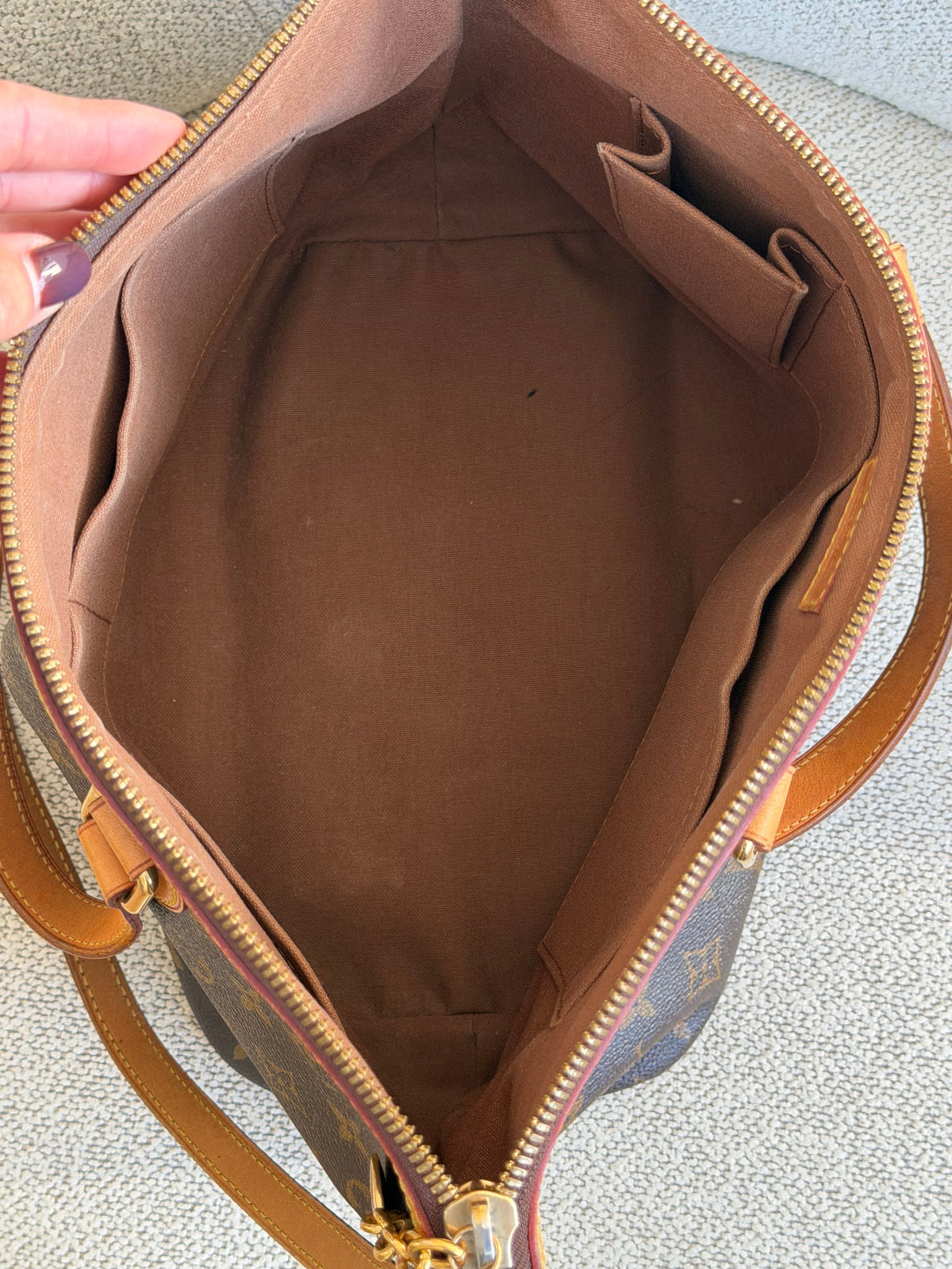 Louis Vuitton Palermo MM – Monogram