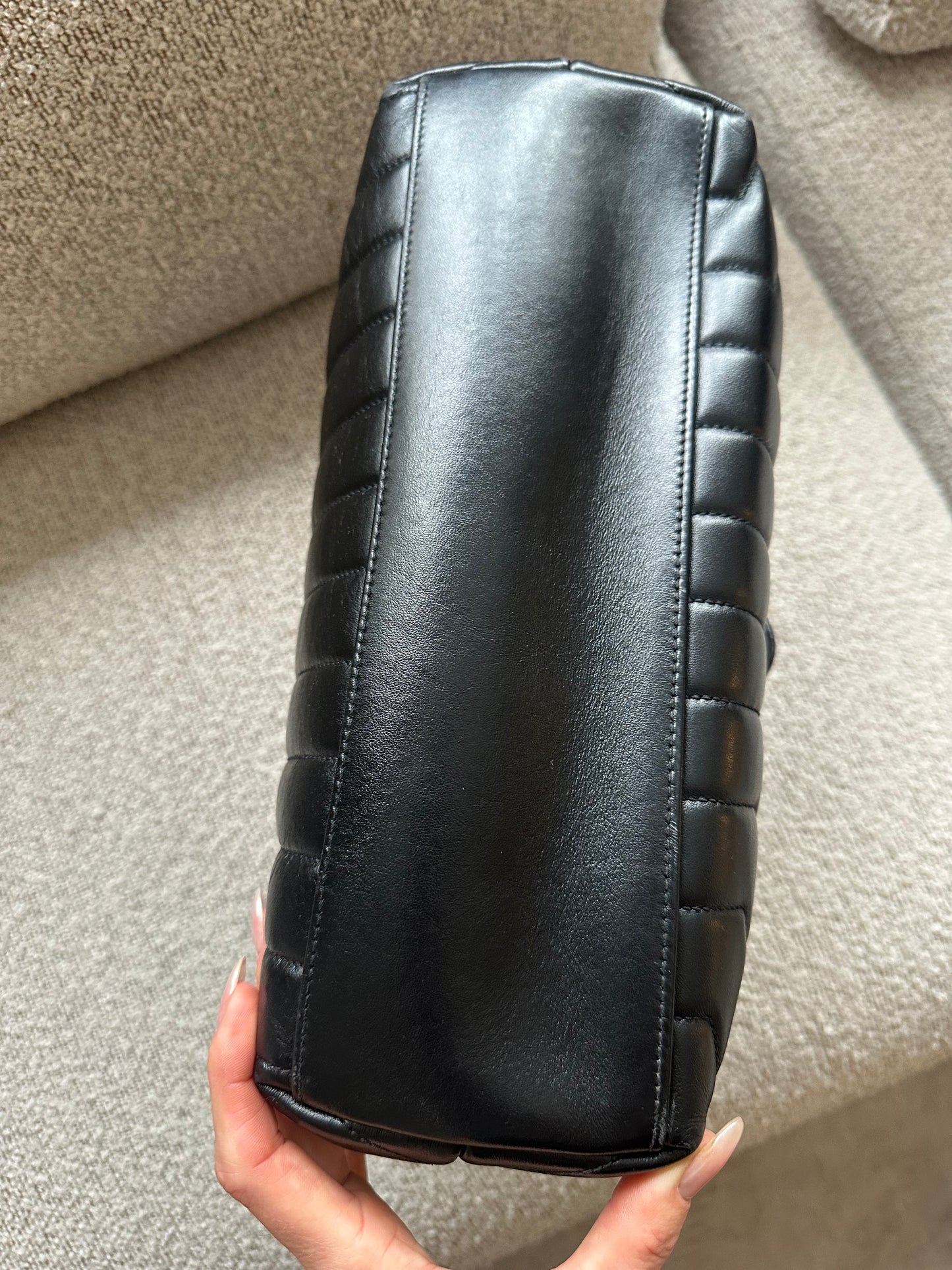 Saint Laurent YSL Loulou Medium Flab bag Black