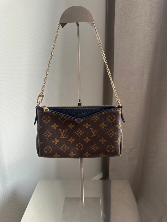 Louis Vuitton Pallas Clutch - Monogram Canvas/Marine