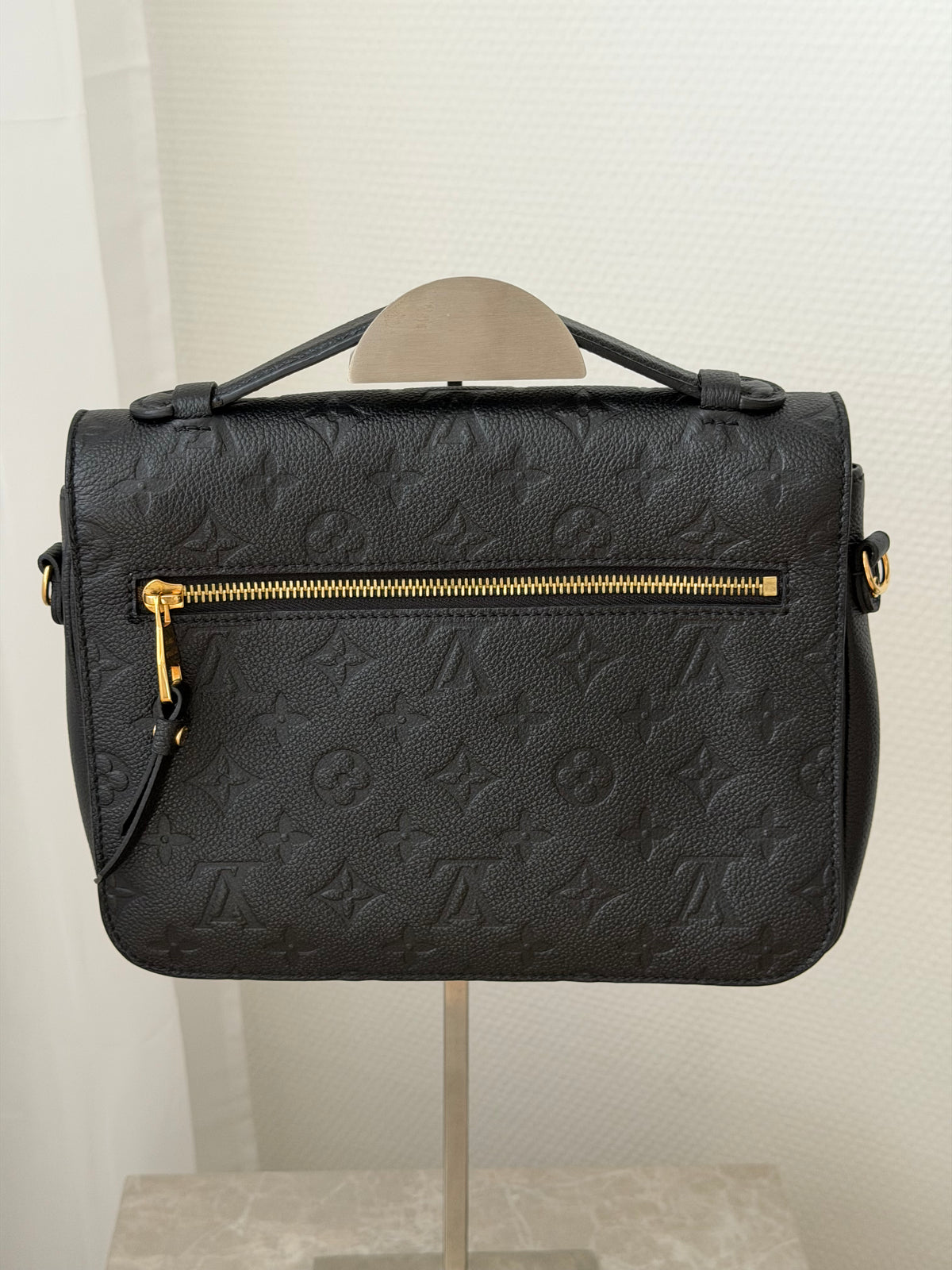 Louis Vuitton Pochette Métis – Monogram Empreinte