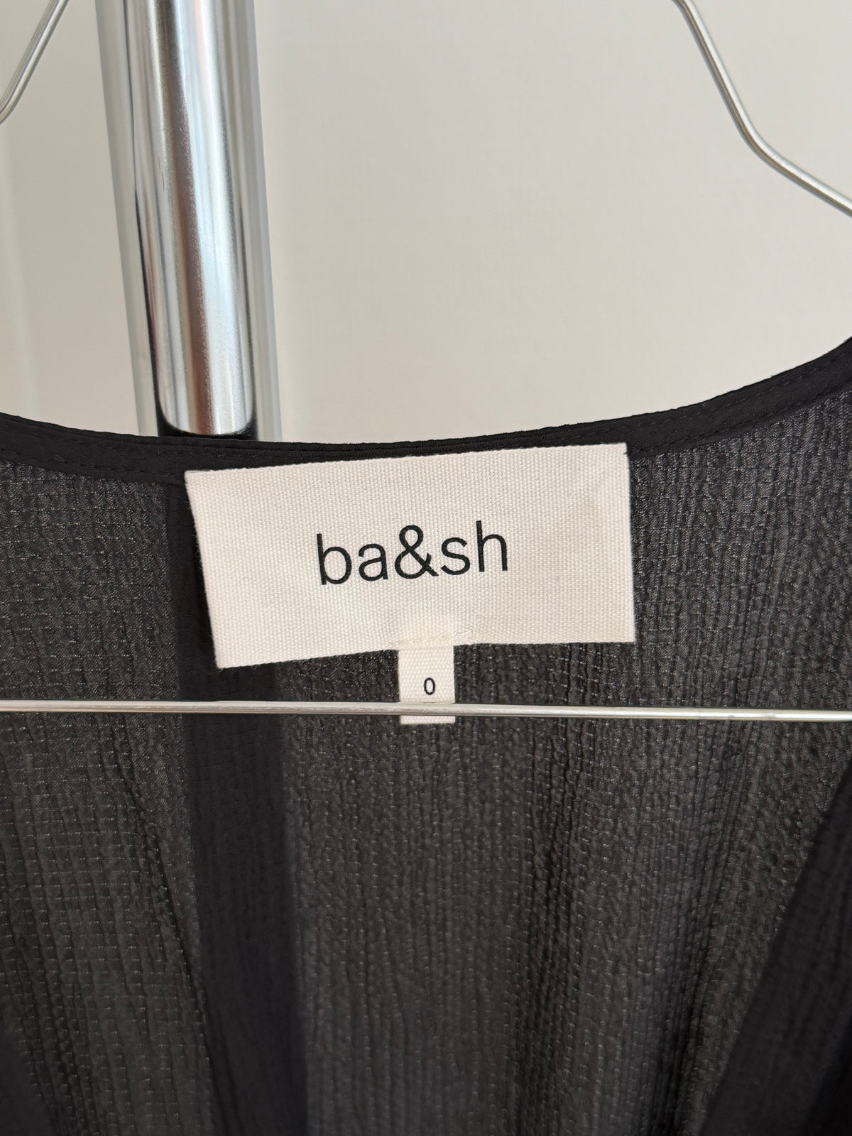 ba&sh Kane sort maxi-kjole med cut-outs
