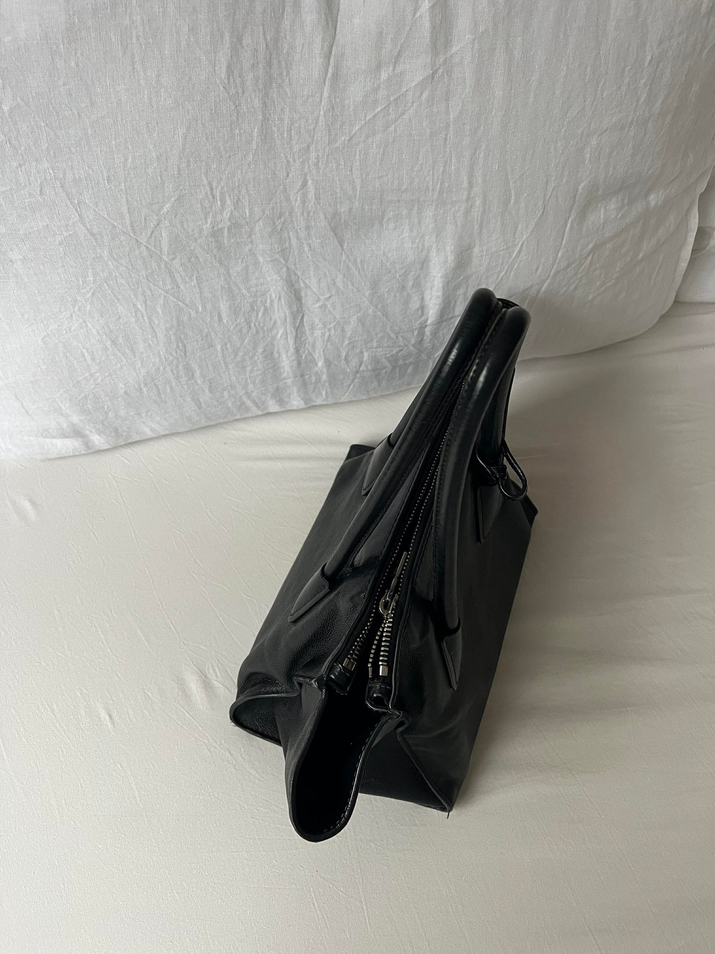 Prada Prada Cuir Medium Tote Black leather