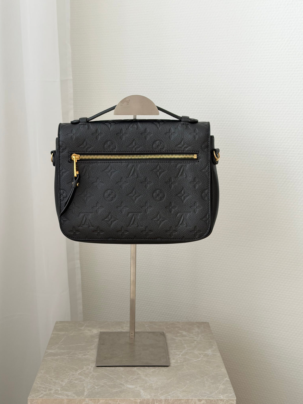 Louis Vuitton Pochette Métis – Monogram Empreinte
