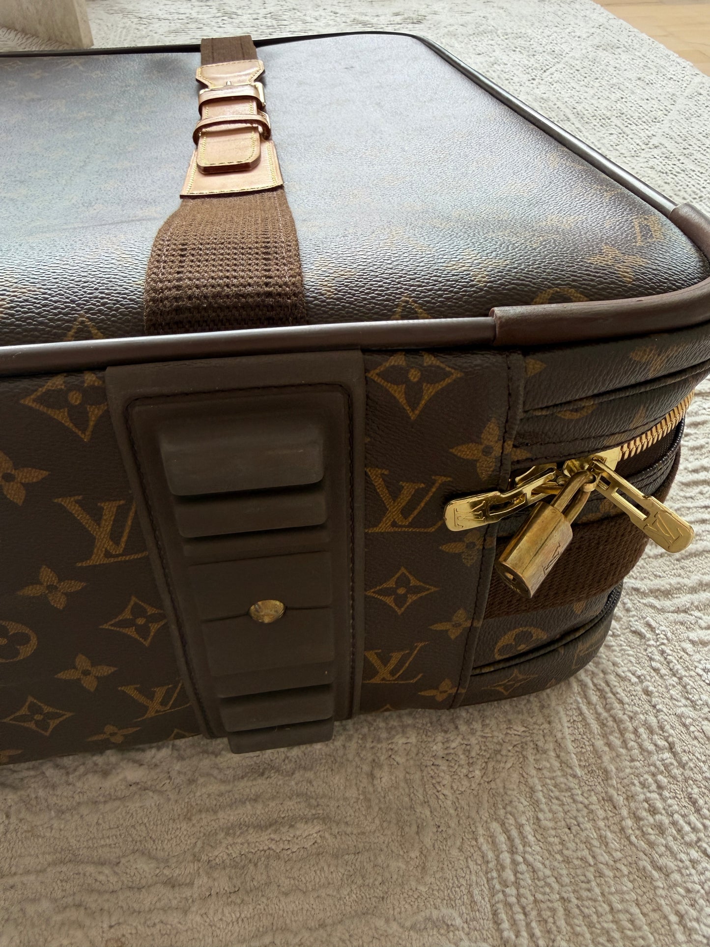 Louis Vuitton Pegase Monogram Rejsekuffert – Collectors Item