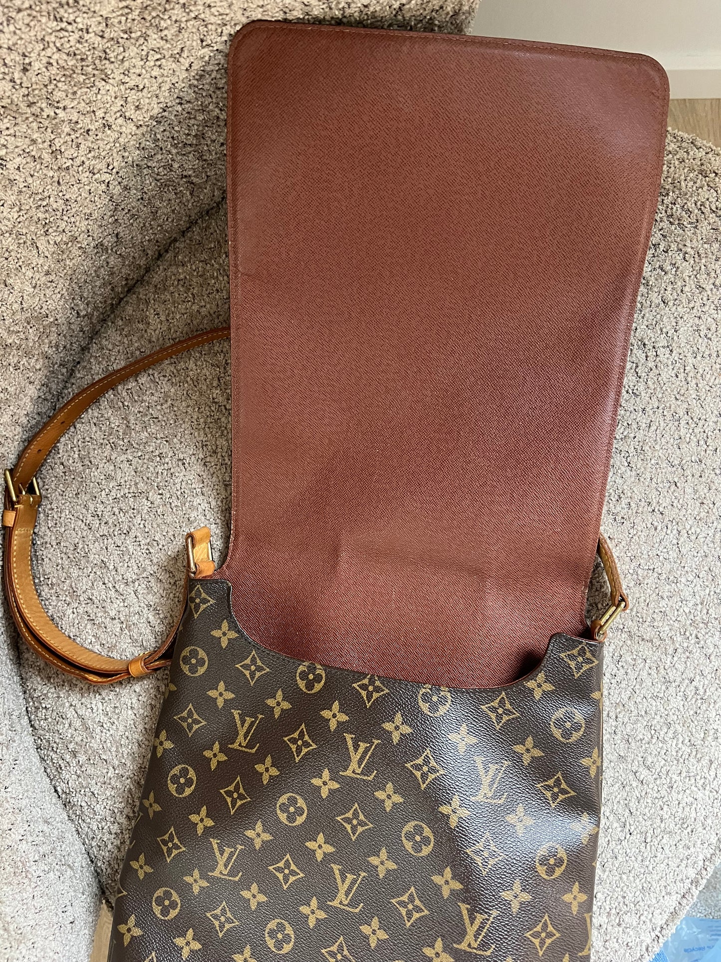 Louis Vuitton Musette Salsa GM