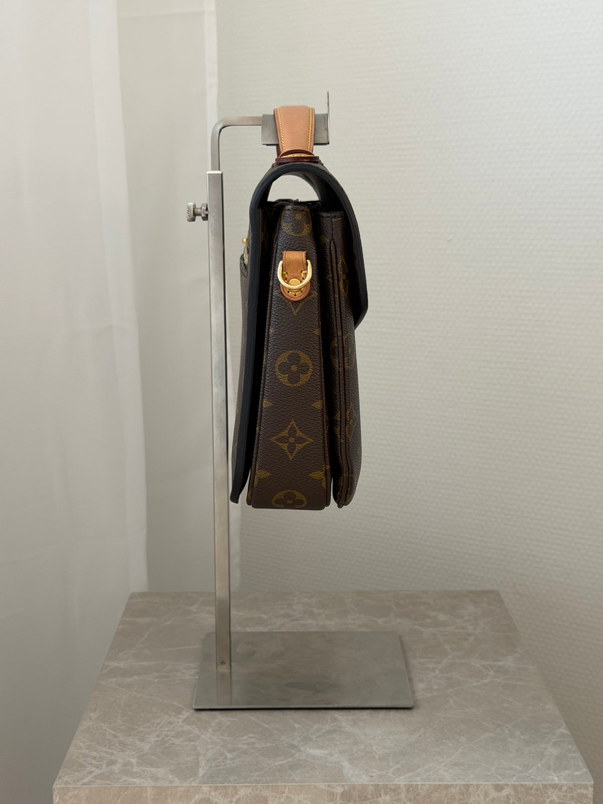 Louis Vuitton Pochette Métis – Monogram