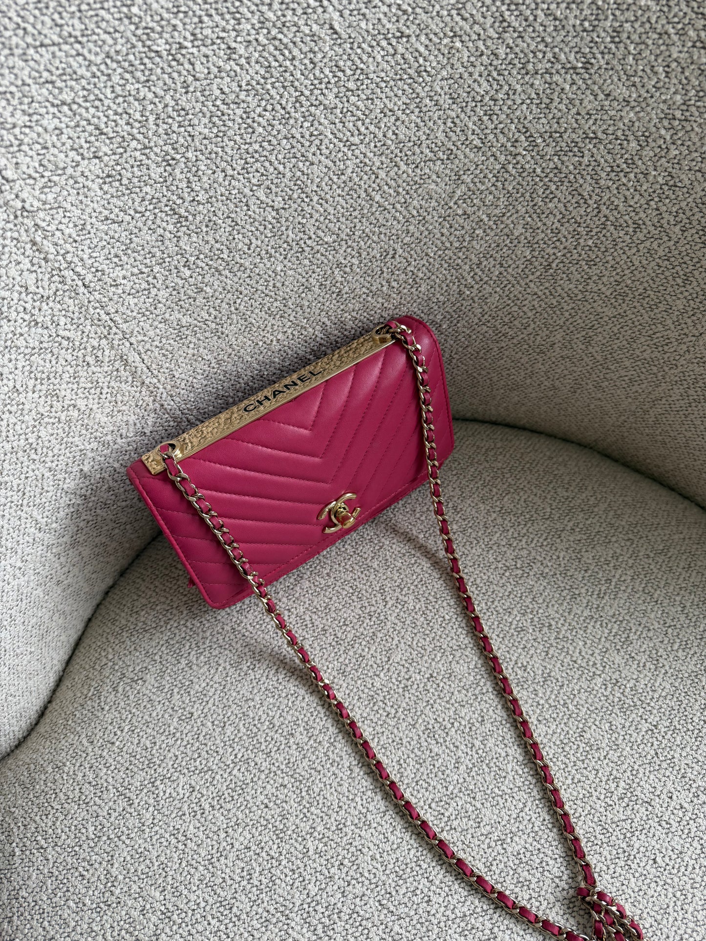 Chanel Trendy Chevron Wallet on Chain – Pink Lambskin