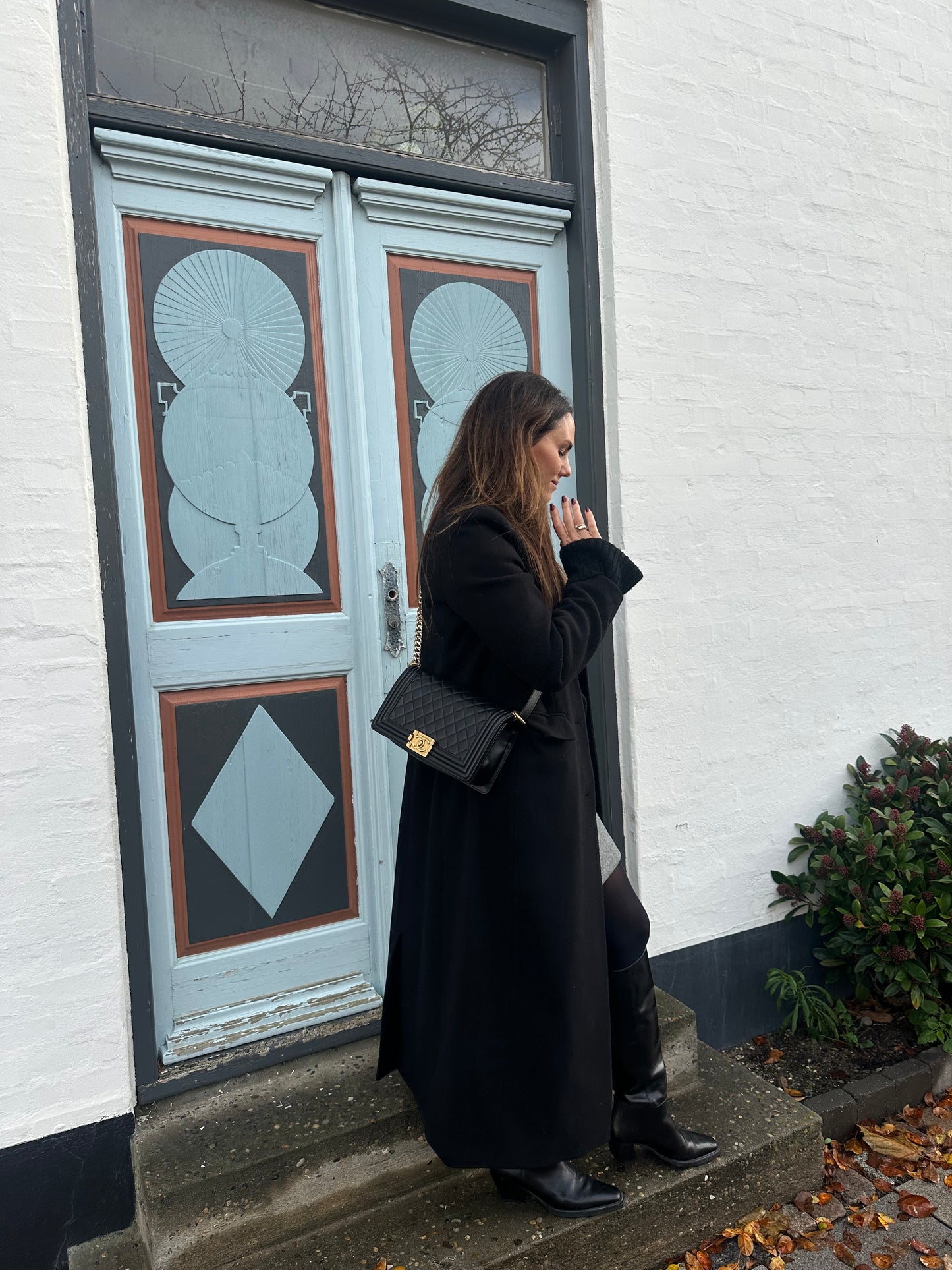 Chanel Boy Medium-Small Bag Black Leather