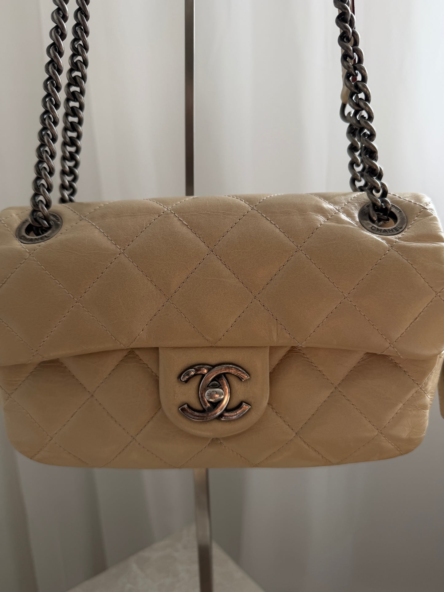 Chanel Quilted Flap Bag – Beige Lambskin