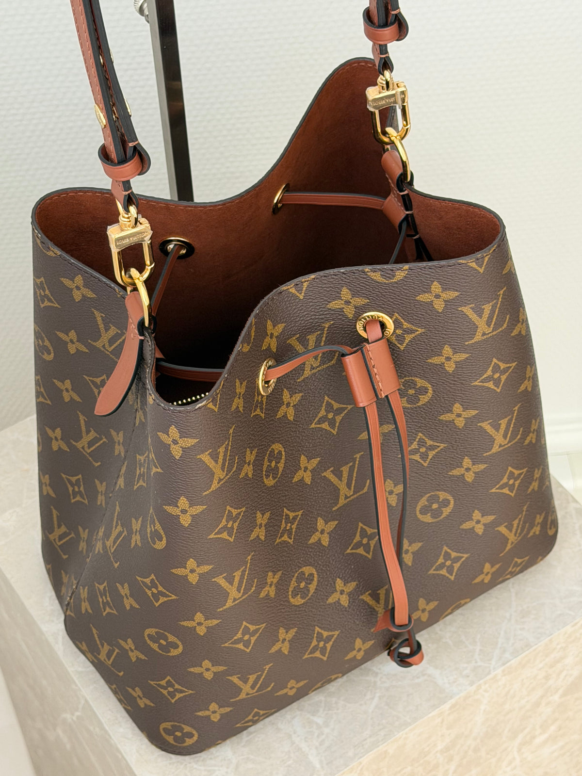 Louis Vuitton NéoNoé Monogram