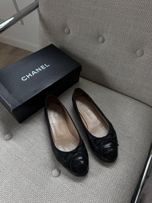 Chanel sorte klassiske ballerina sko 37,5 C