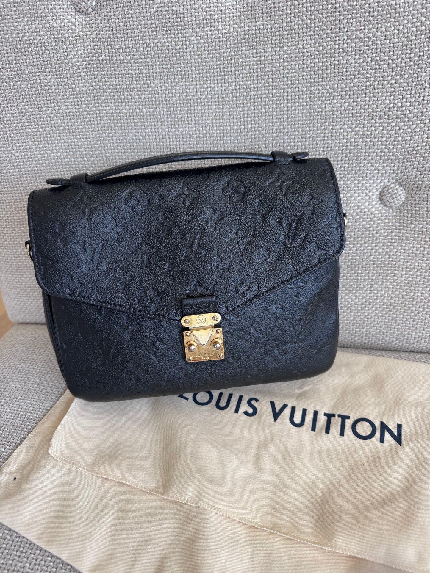 Louis Vuitton Black Metis