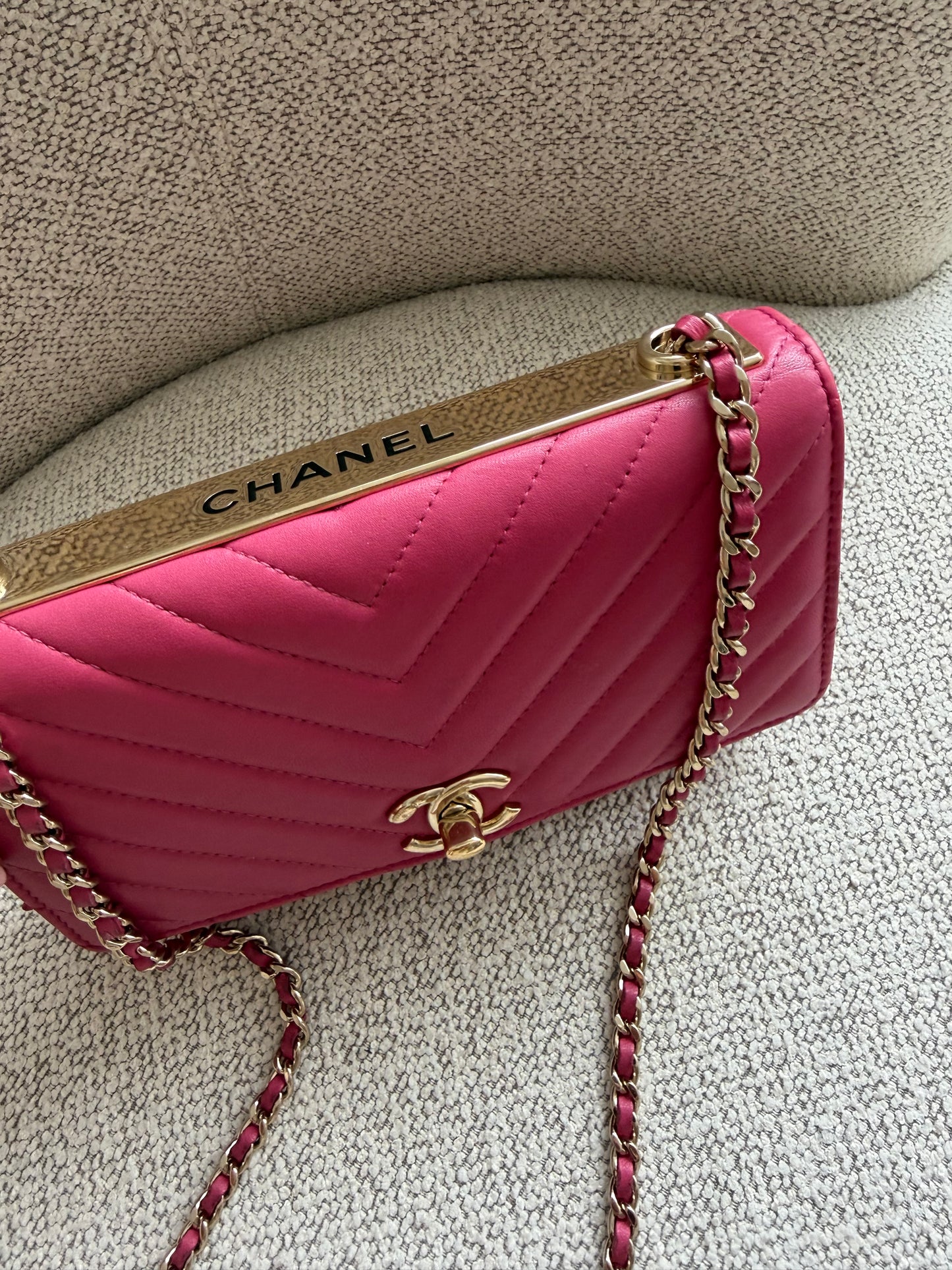 Chanel Trendy Chevron Wallet on Chain – Pink Lambskin