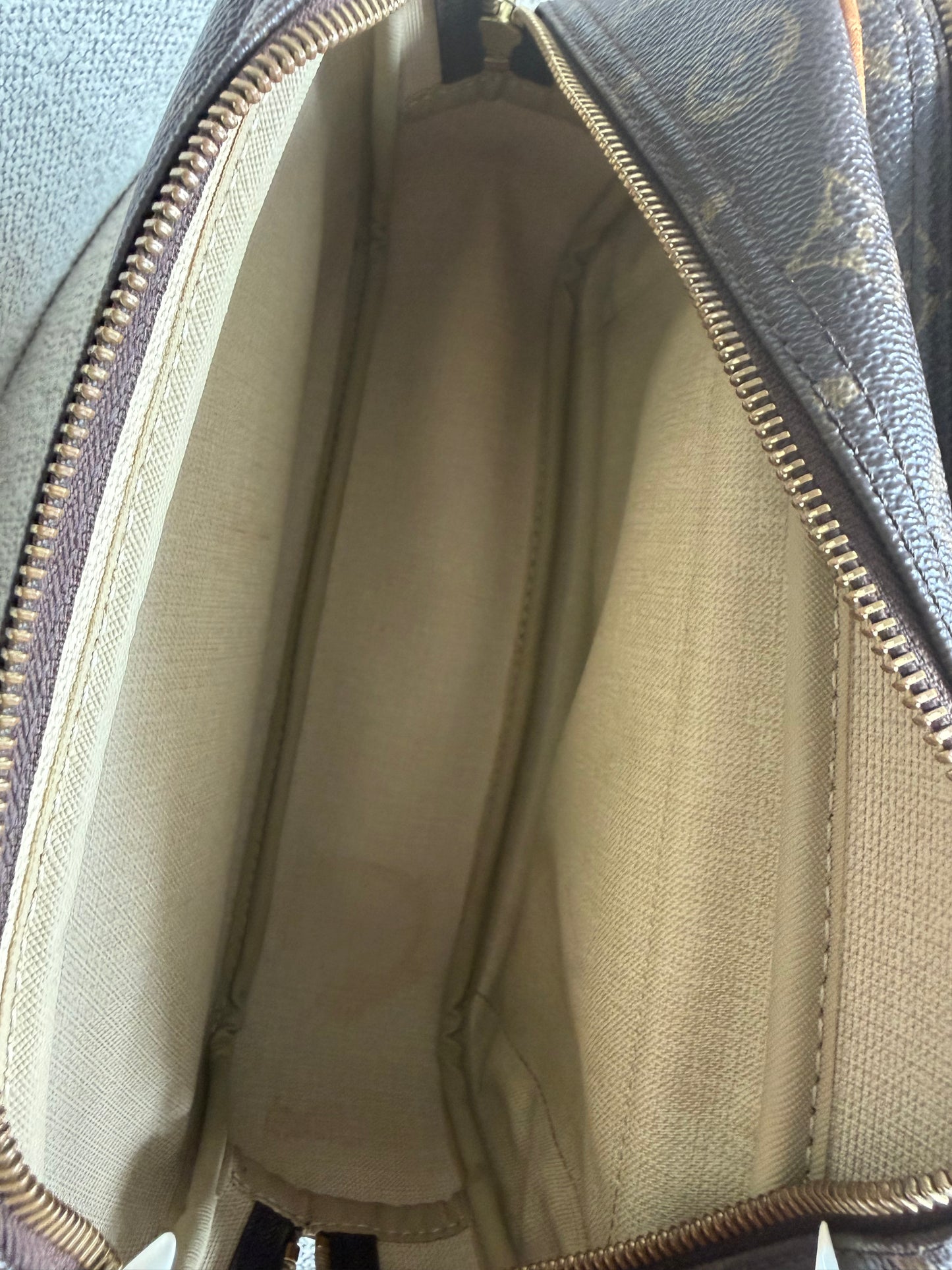 Louis Vuitton Reporter PM – Monogram Canvas
