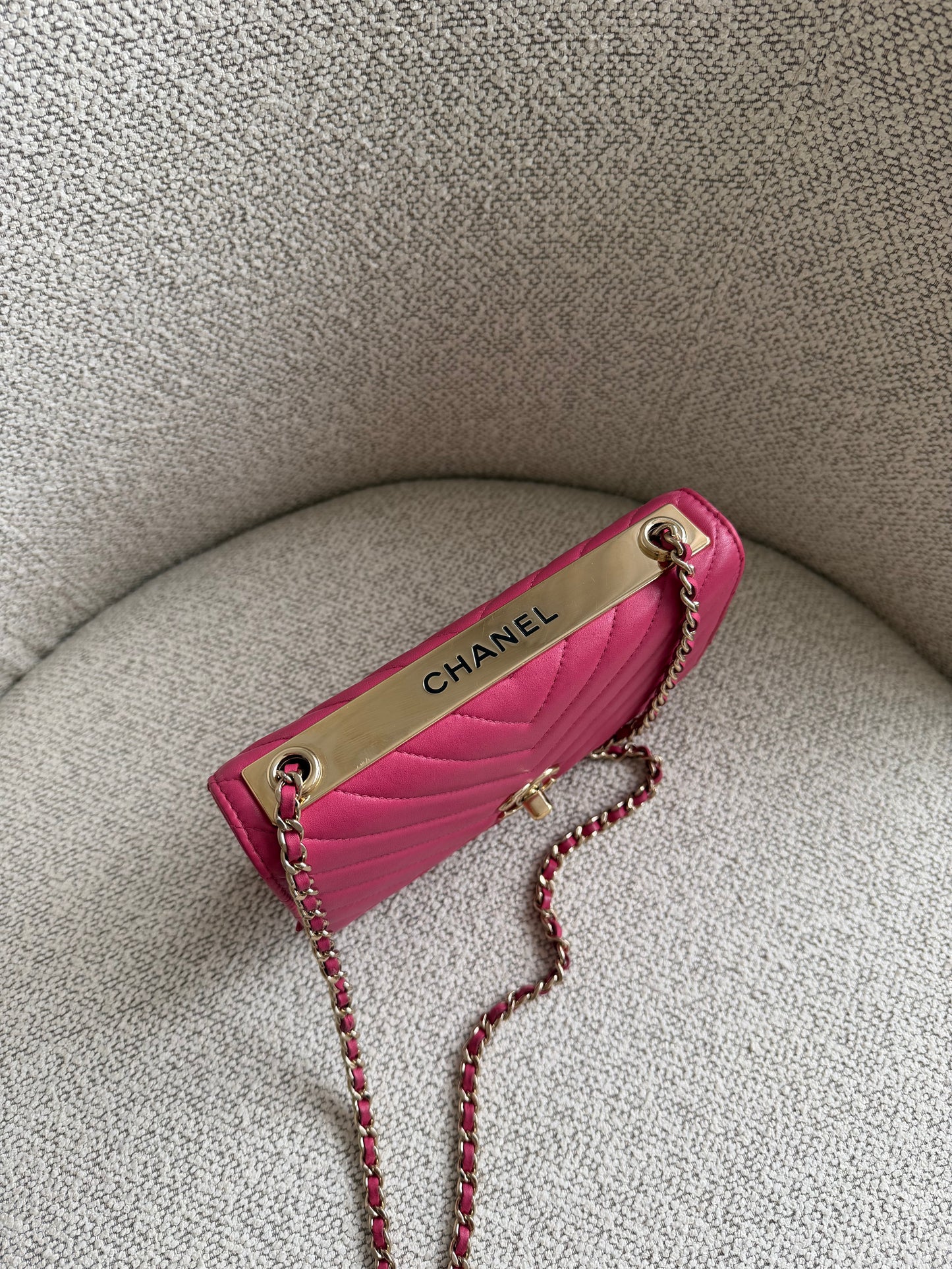 Chanel Trendy Chevron Wallet on Chain – Pink Lambskin