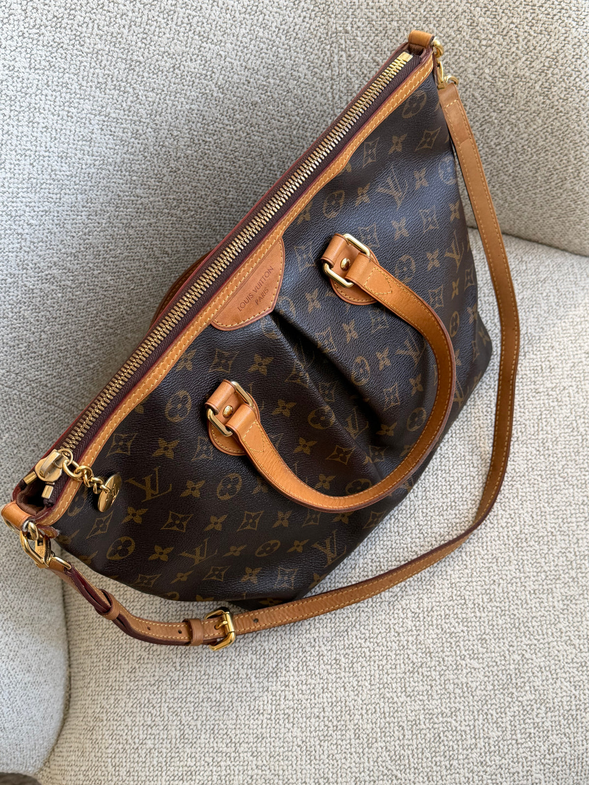 Louis Vuitton Palermo MM – Monogram
