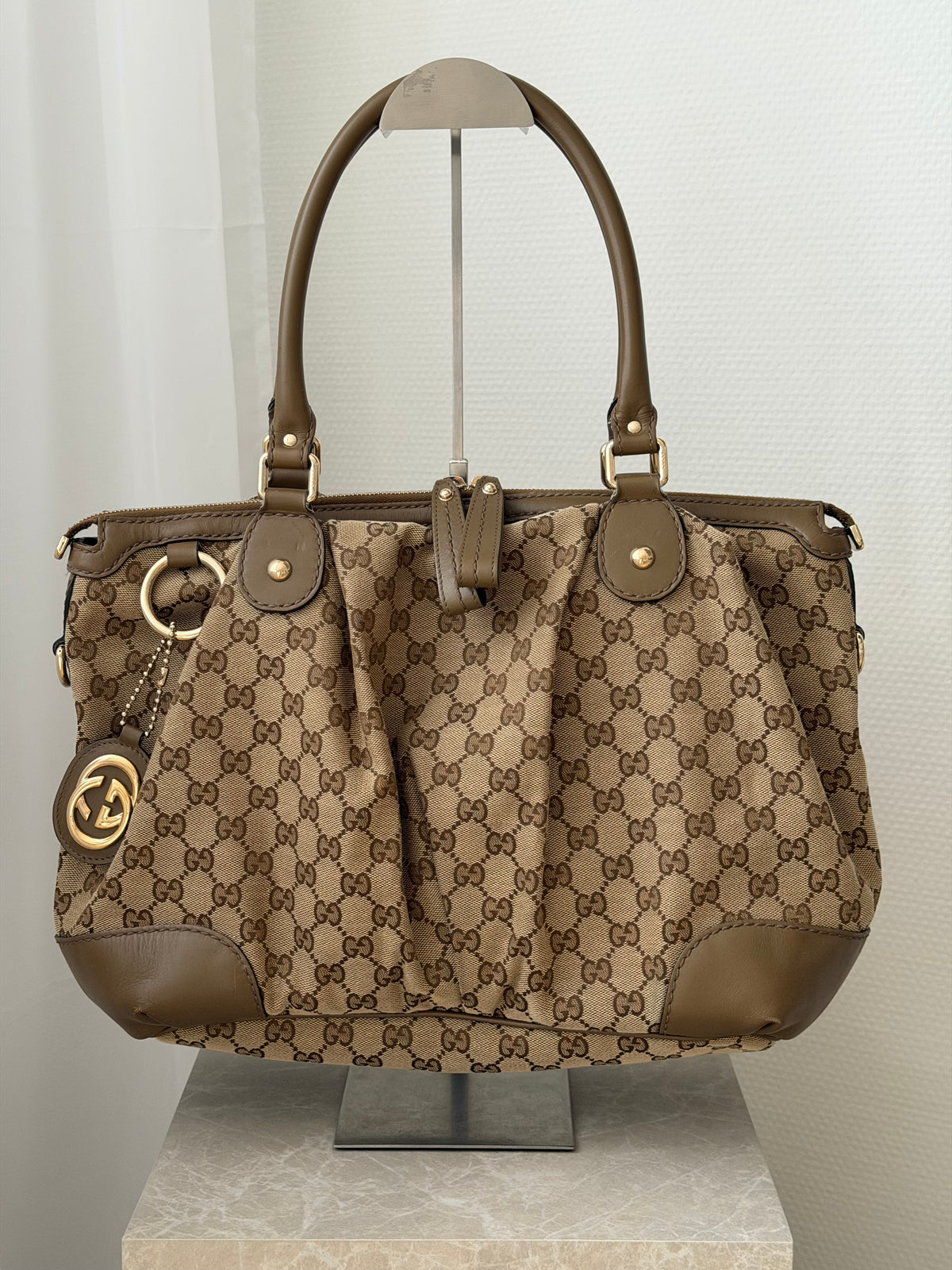 Gucci Sukey Satchel – GG Canvas