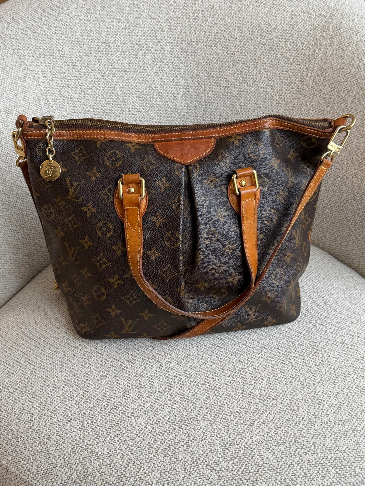 Louis Vuitton Palermo PM – Monogram