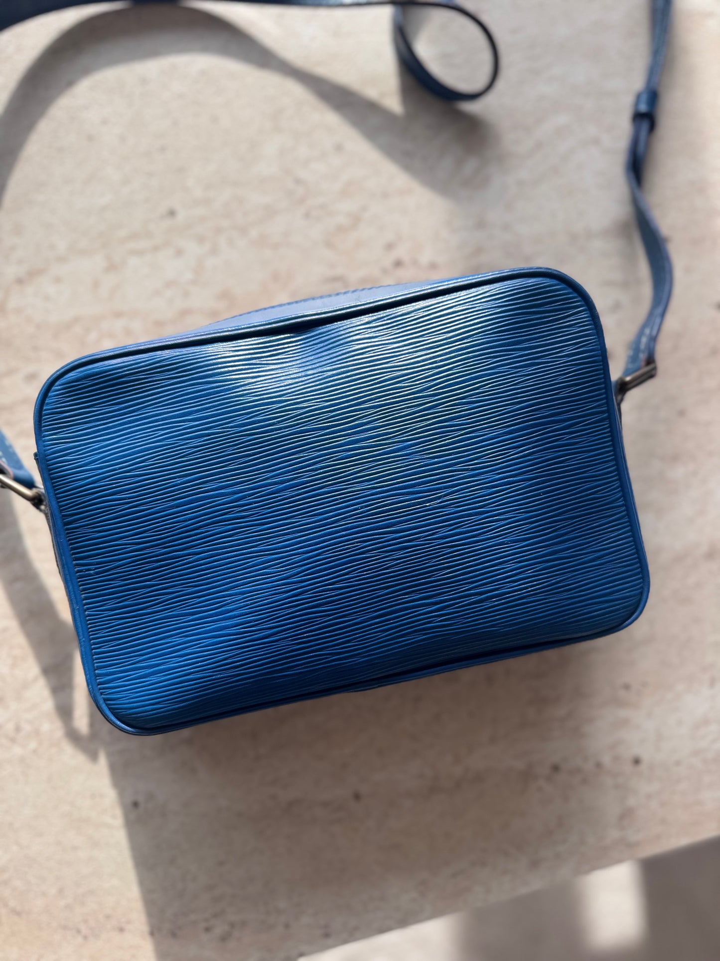Louis Vuitton Trocadéro blue Epi crossbody