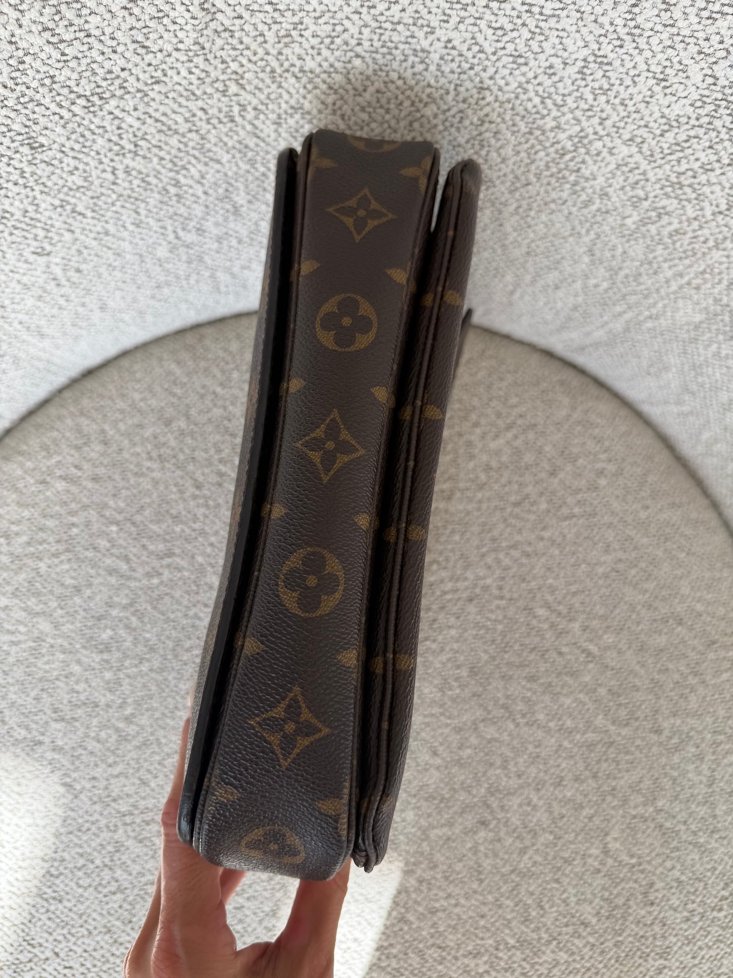 Louis Vuitton Pochette Métis – Monogram Canvas