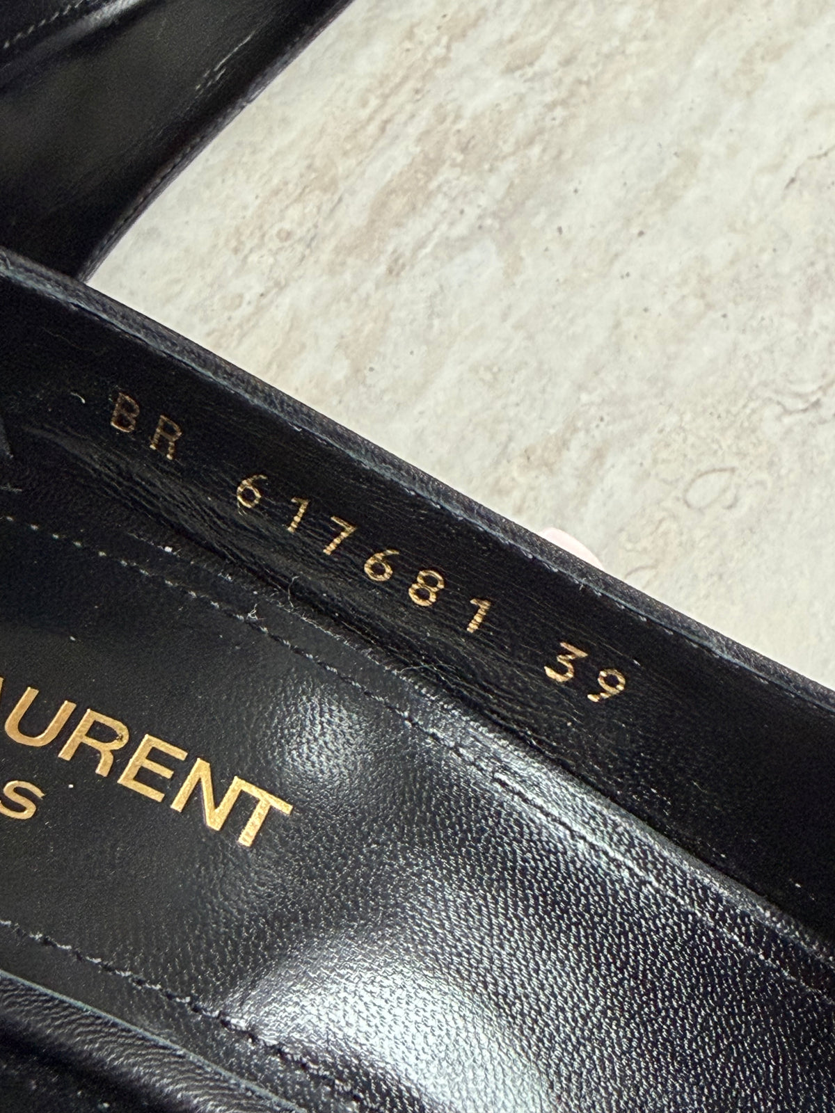 Saint Laurent Pumps – Black / Gold