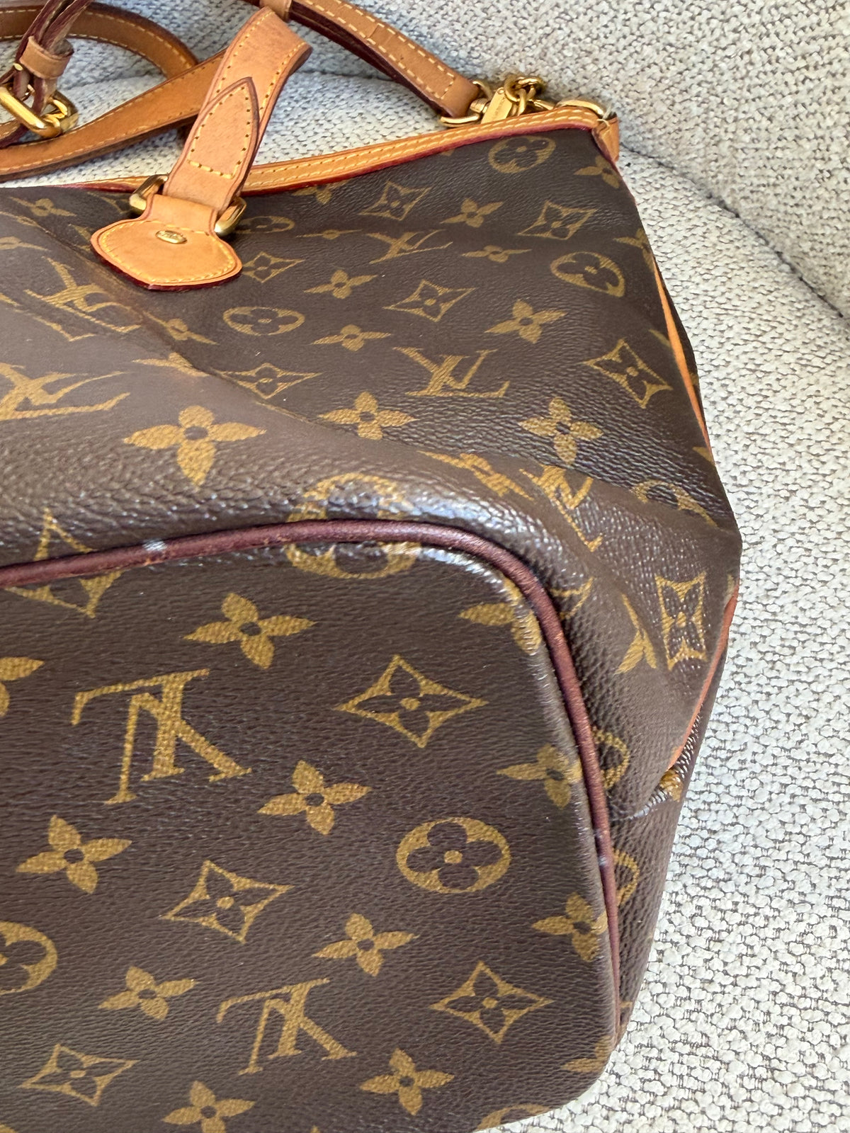 Louis Vuitton Palermo MM – Monogram