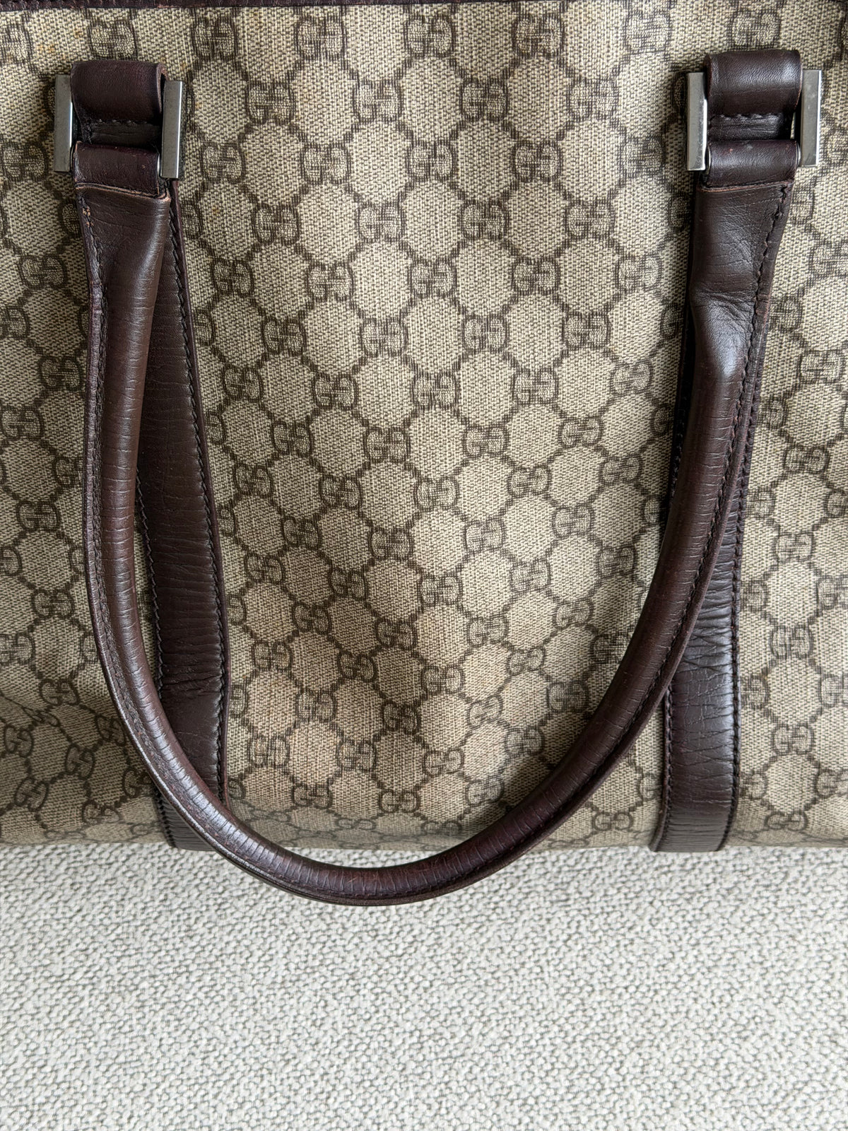Gucci GG Supreme Joy Vertical Tote – Beige / Brown