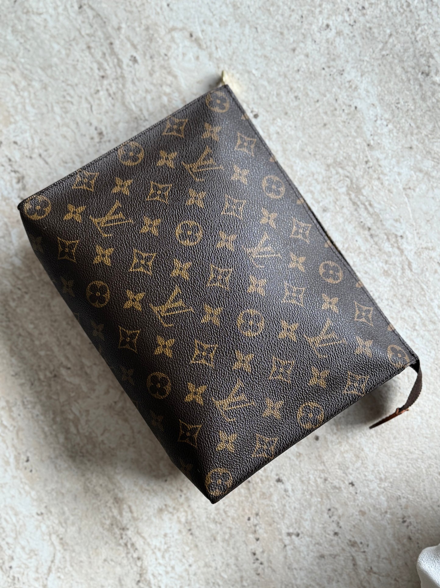 Louis Vuitton Toiletry Pouch 26 Monogram
