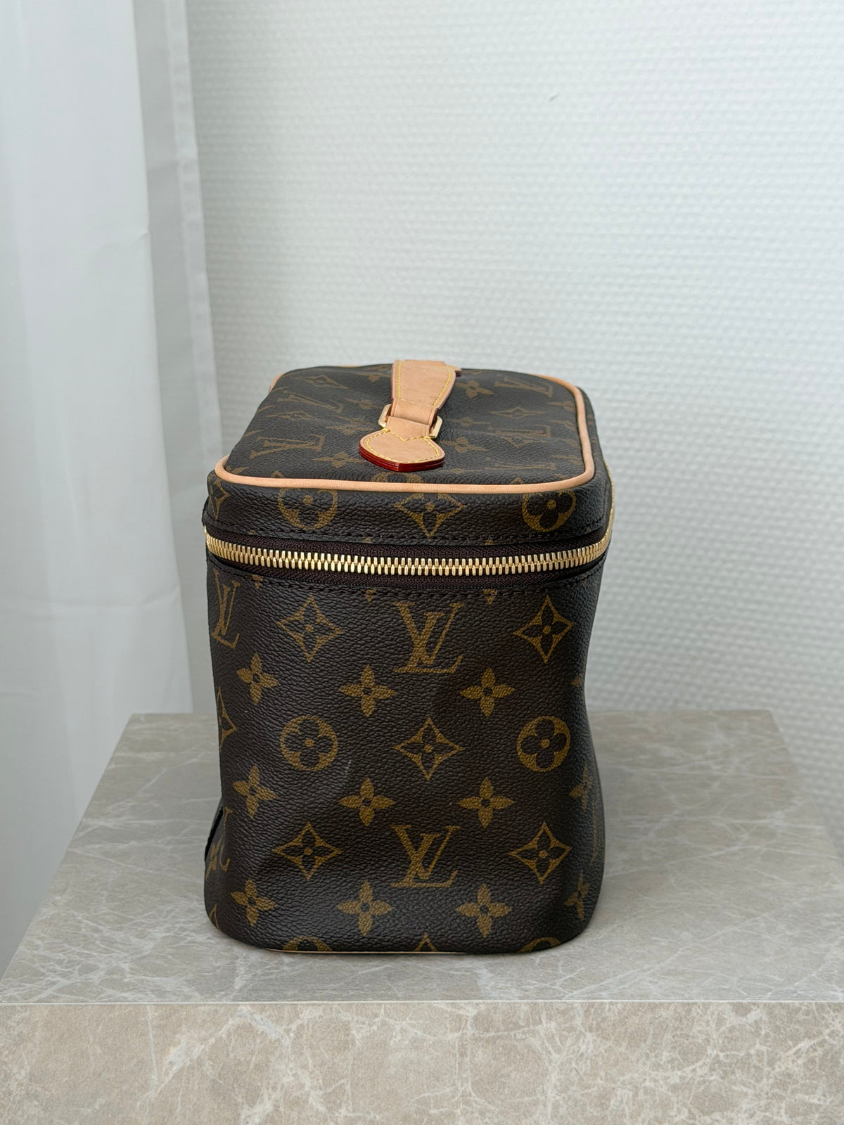 Louis Vuitton Nice Vanity Toilettaske