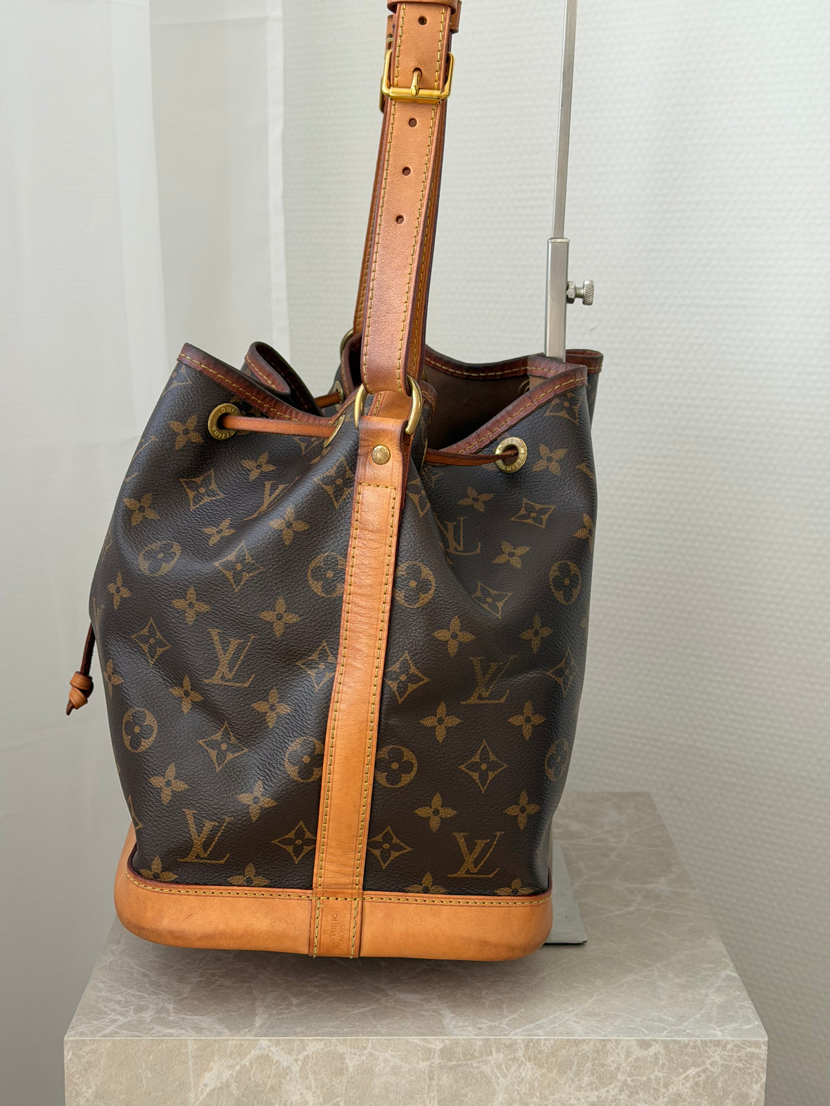Louis Vuitton Petit Noé – Monogram