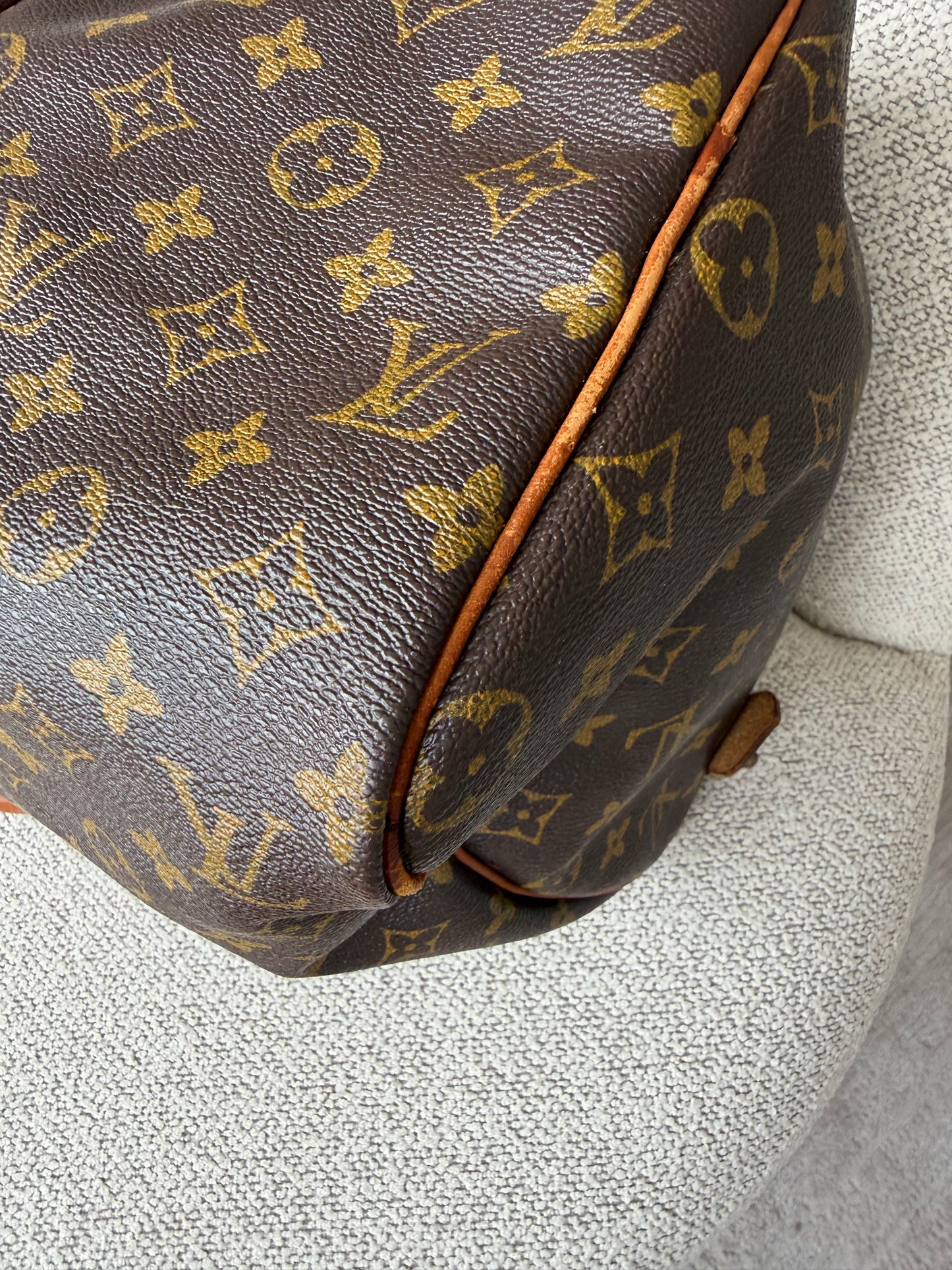 Louis Vuitton Keepall 45 – Monogram Canvas