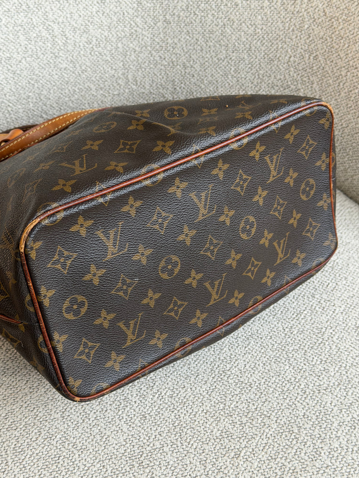 Louis Vuitton Palermo PM – Monogram