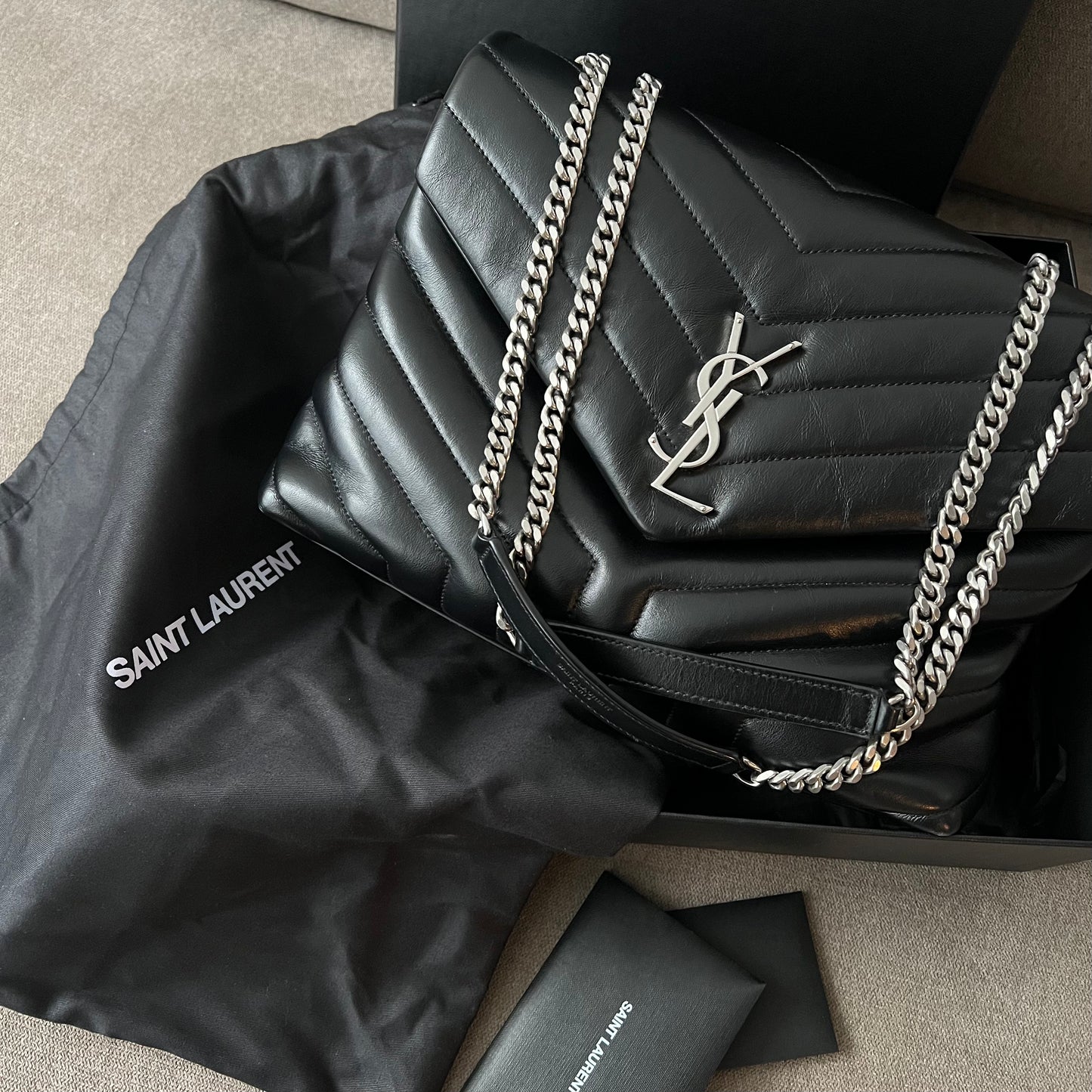 Saint Laurent Loulou Medium