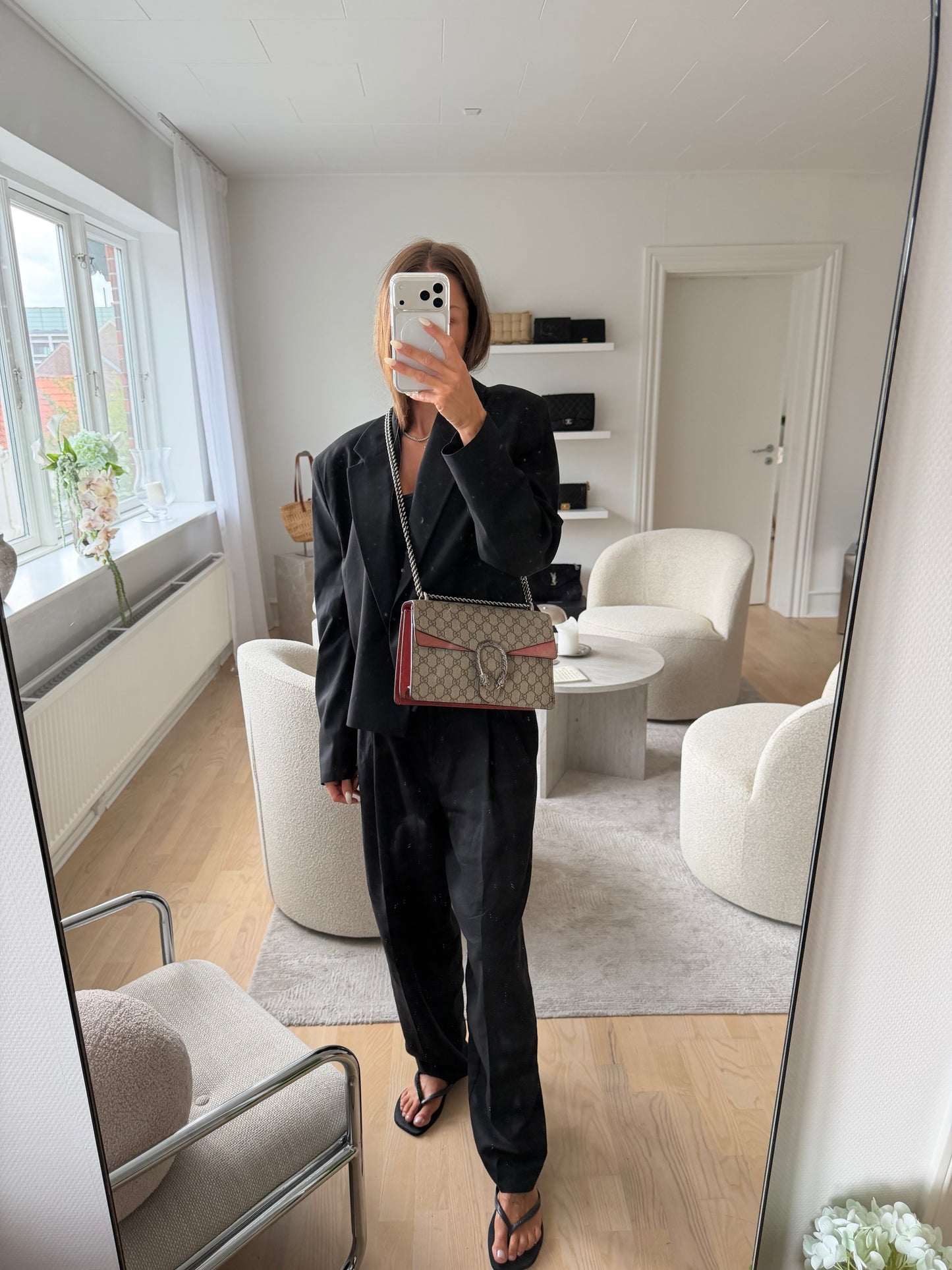 Gucci Dionysus Medium – GG Supreme Canvas