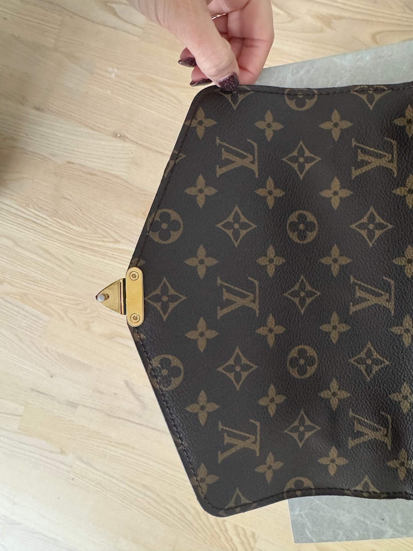 Louis Vuitton Métis – Monogram Canvas