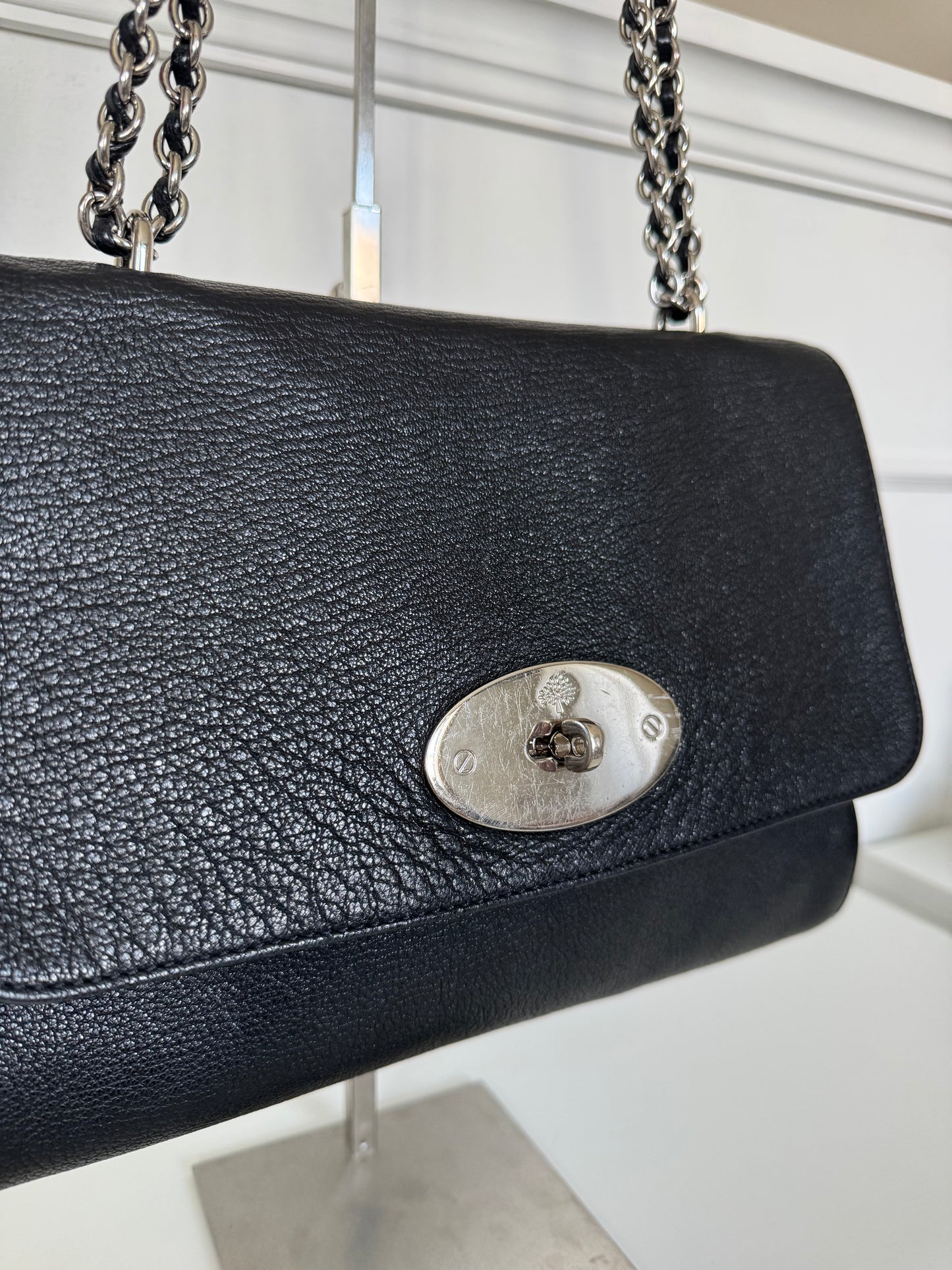 Mulberry Lily Medium Black