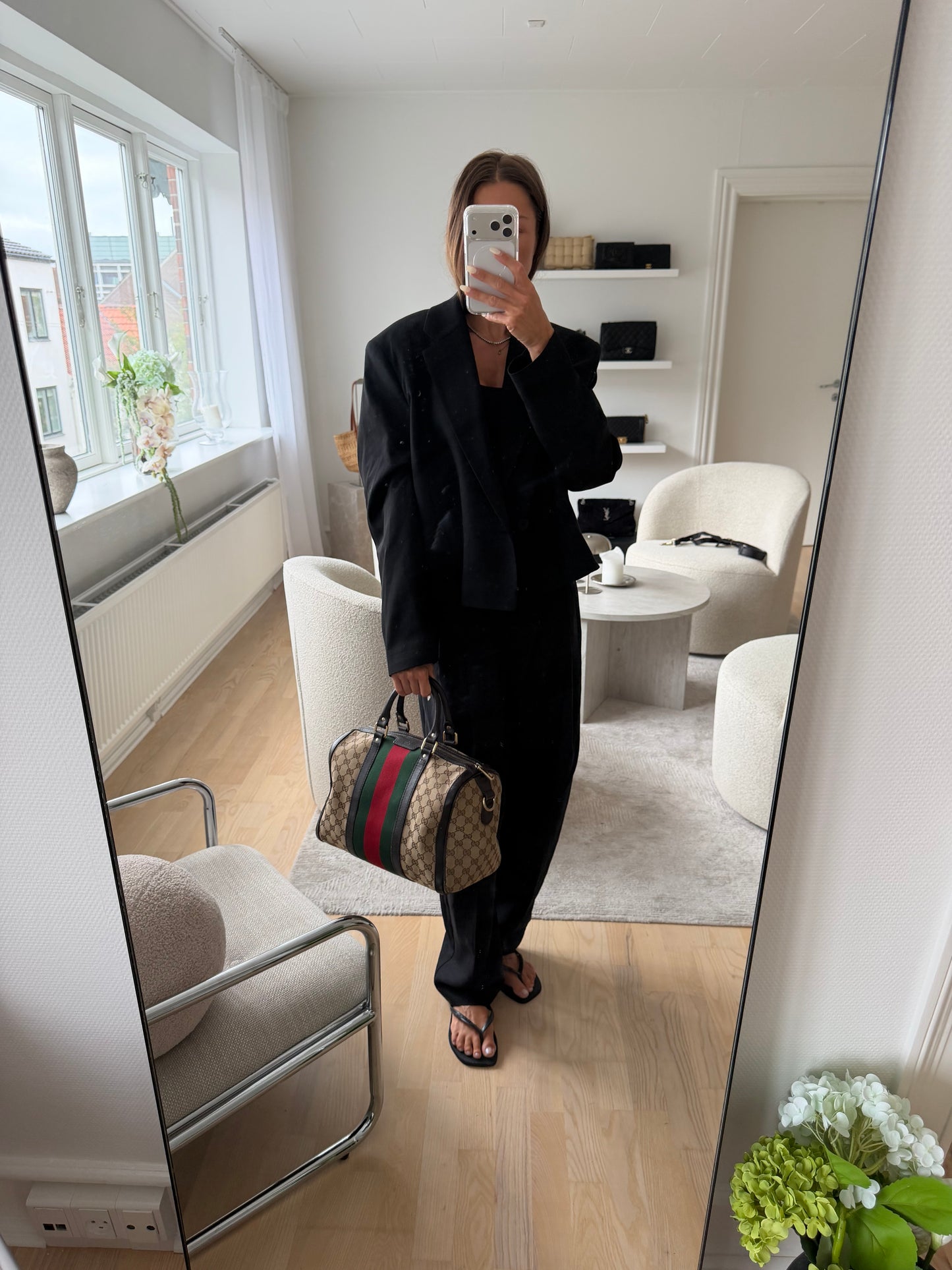 Gucci Monogram Boston – GG Canvas med Web Stripe