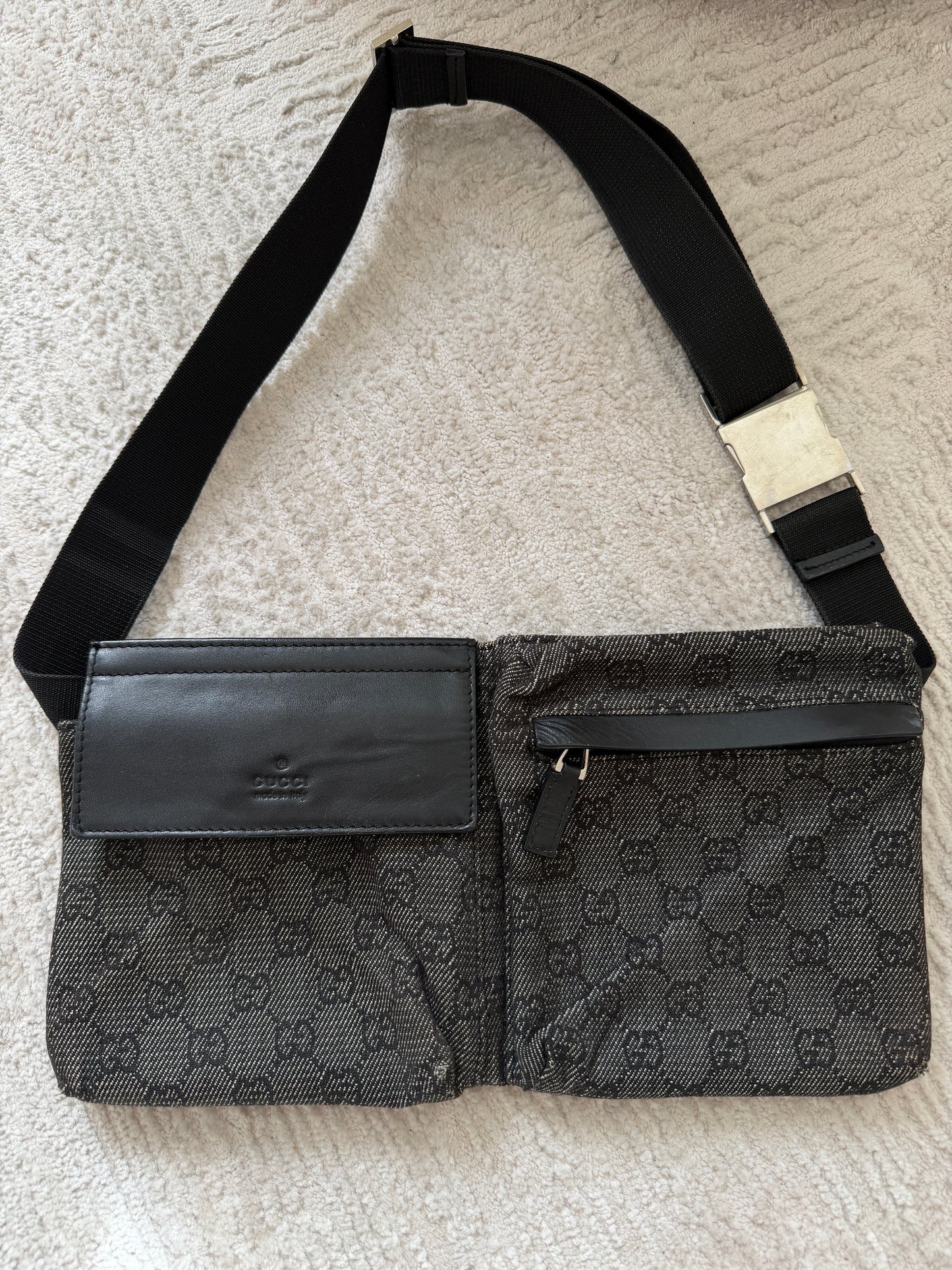 Gucci GG Supreme Belt Bag