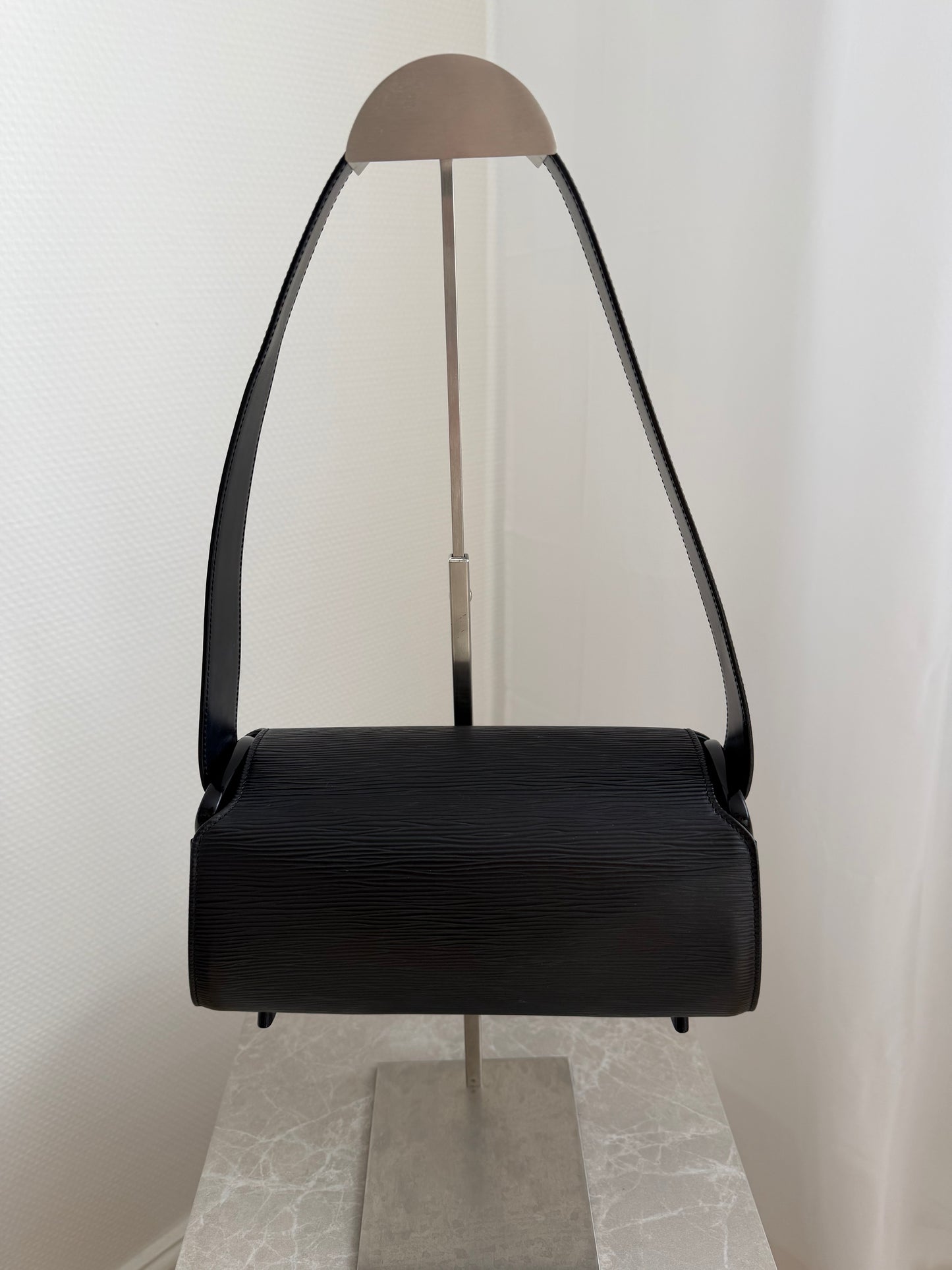 Louis Vuitton Épi Nocturne PM