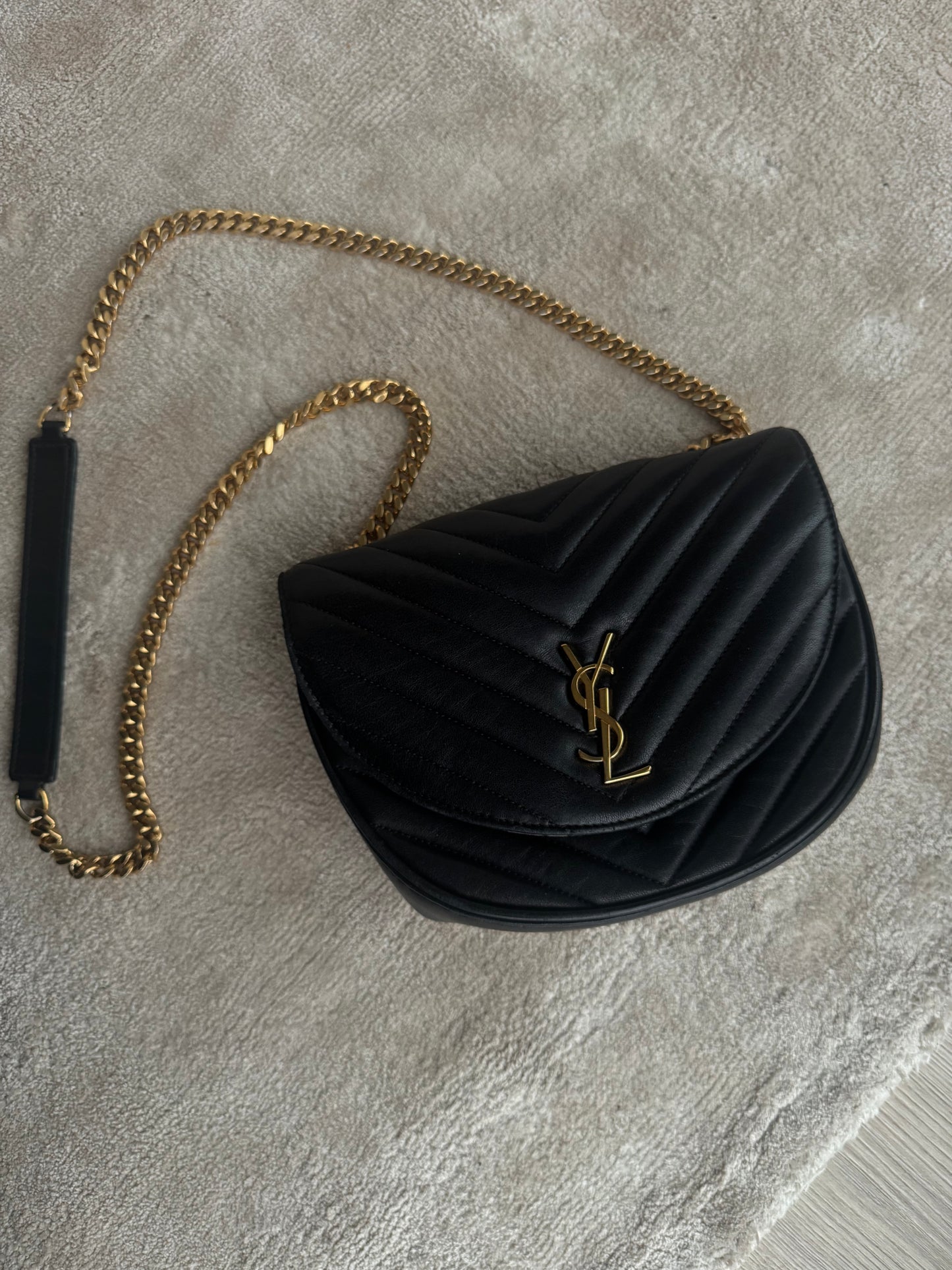 Saint Laurent Vicky Mini – Sort / Guld hardware