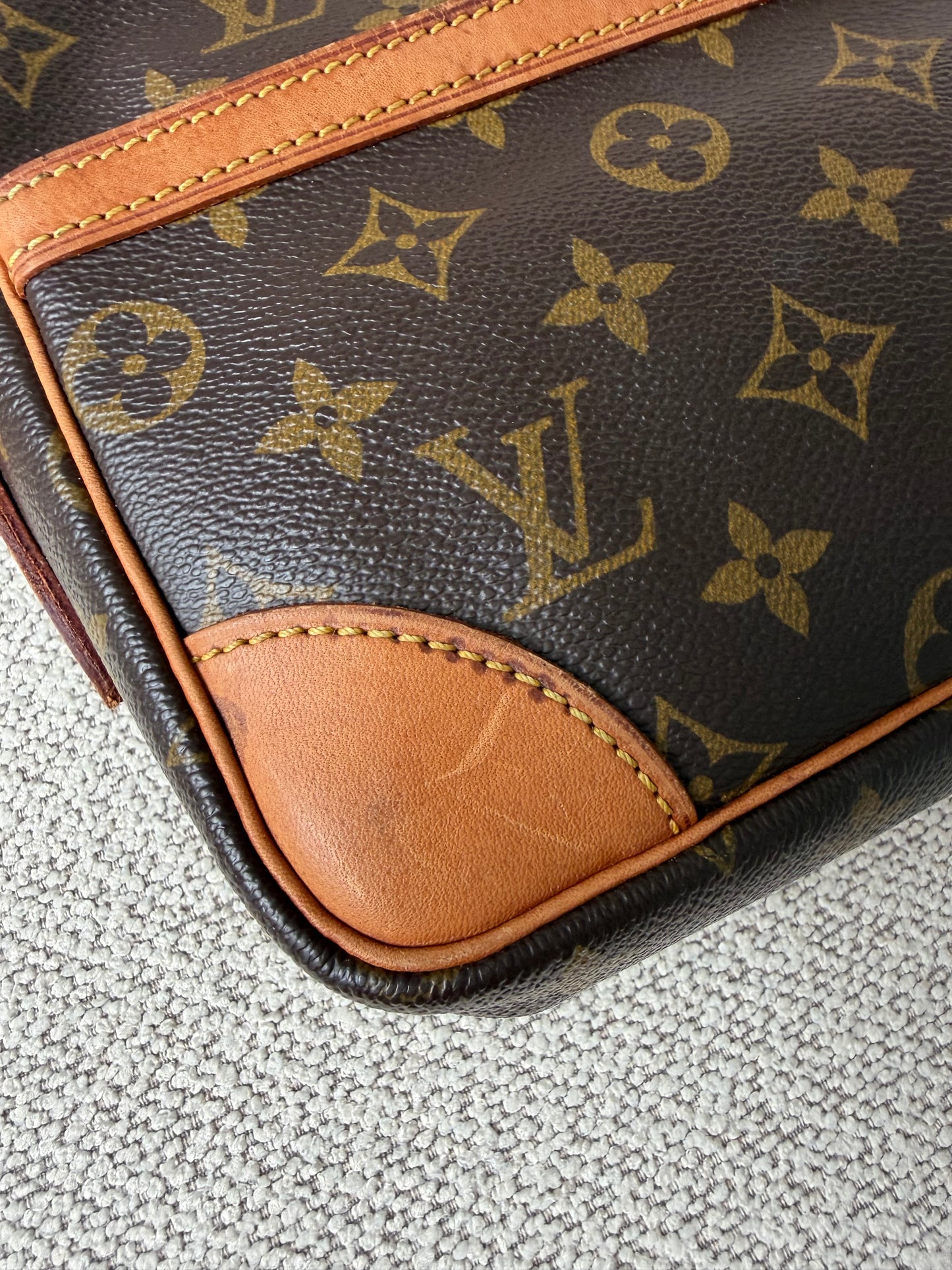 Louis Vuitton Trocadéro 24 – Monogram Canvas
