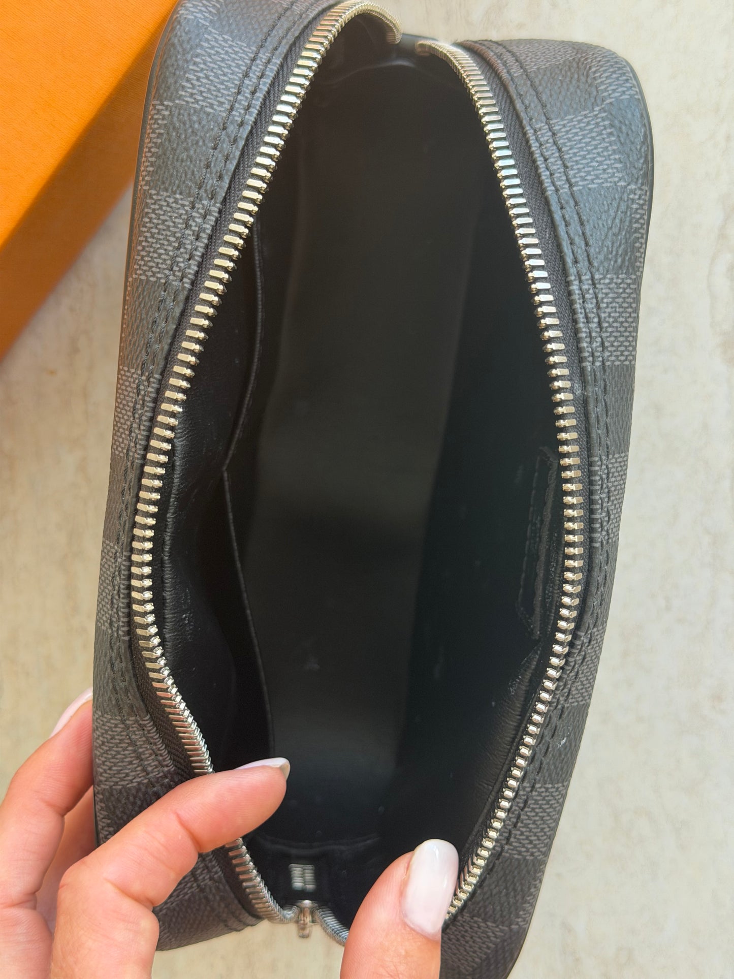 Louis Vuitton Atoll Toiletry – Damier Graphite