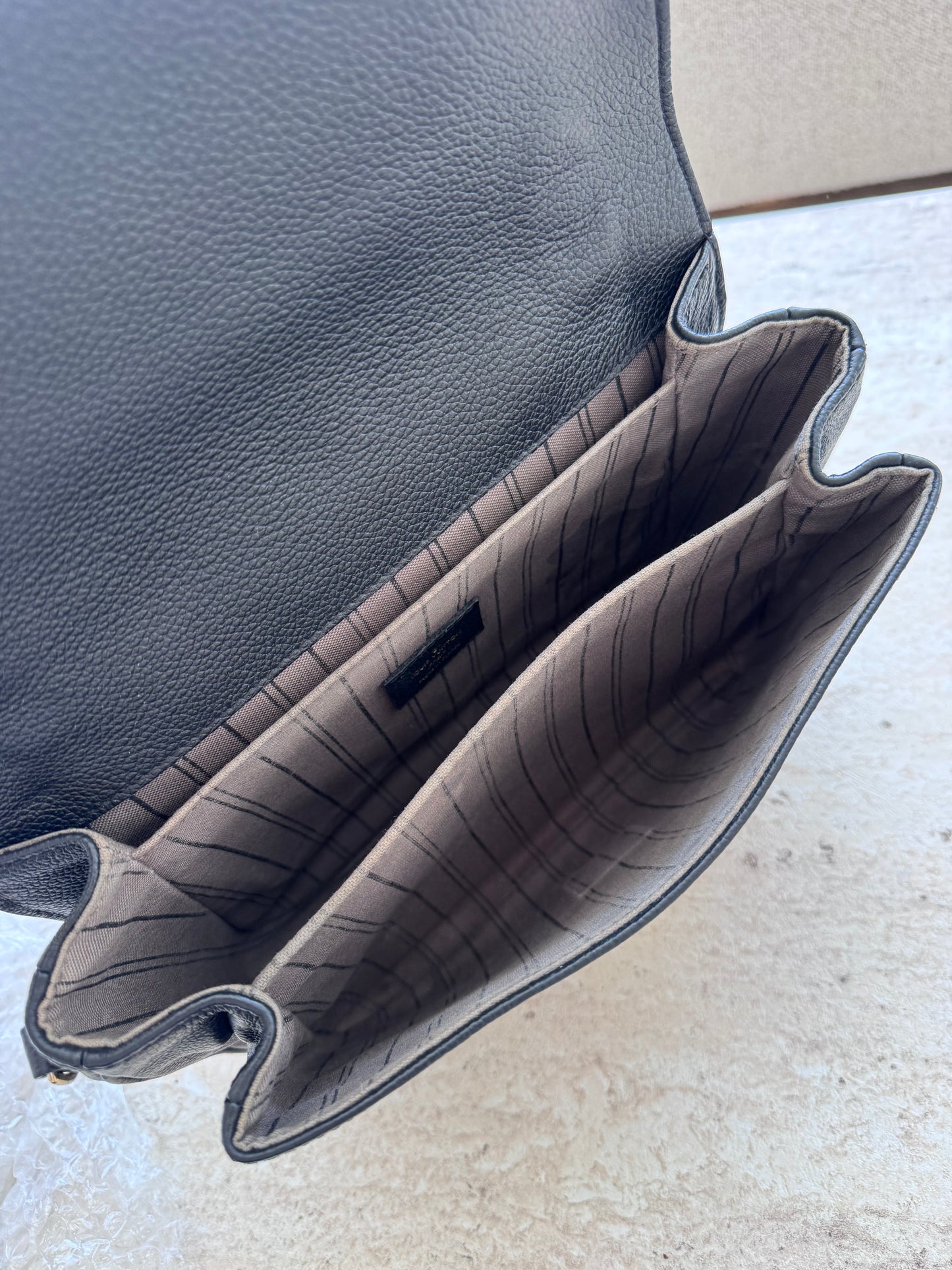 Louis Vuitton Black Metis